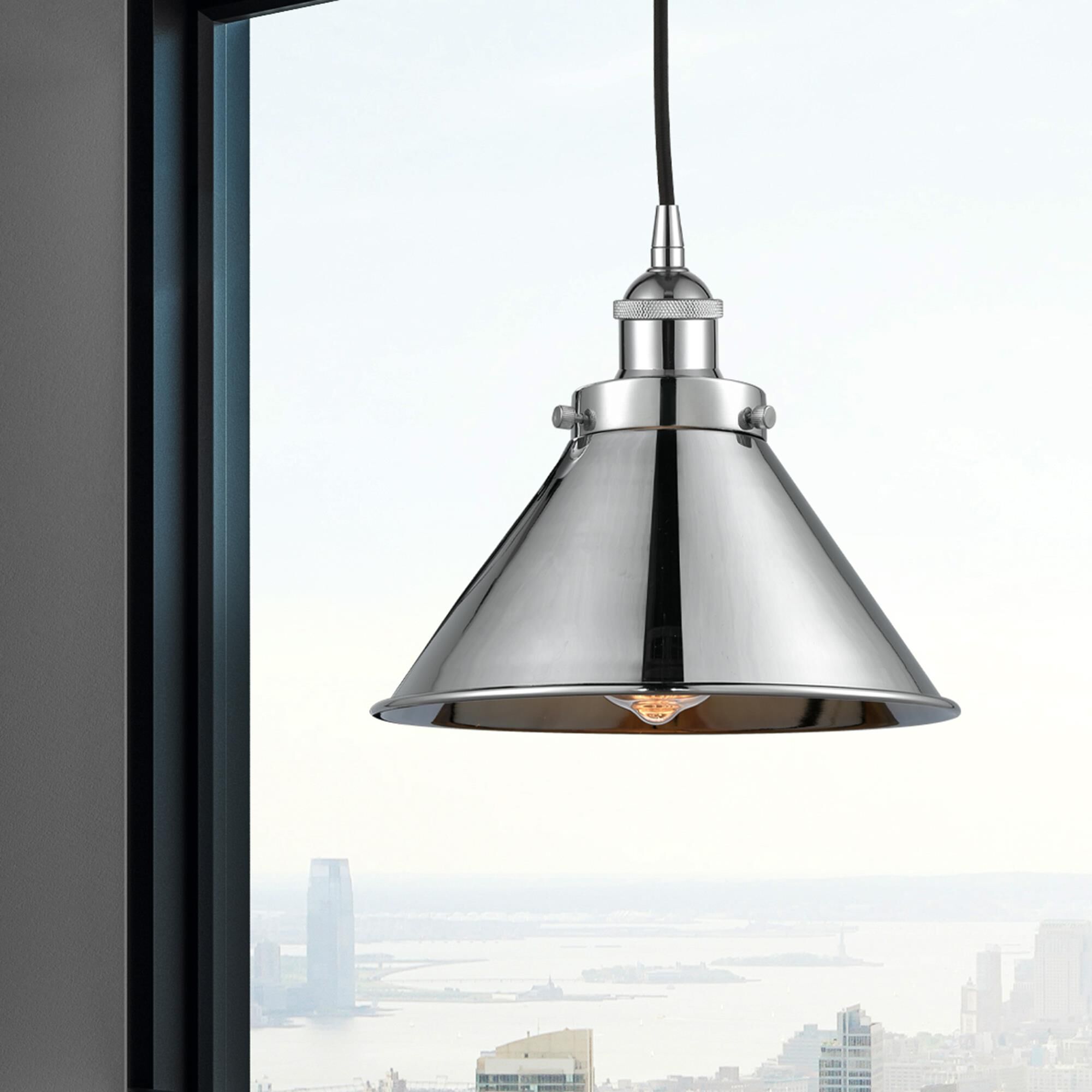 Shown in Polished Chrome finish and Polished Chrome Briarcliff shade