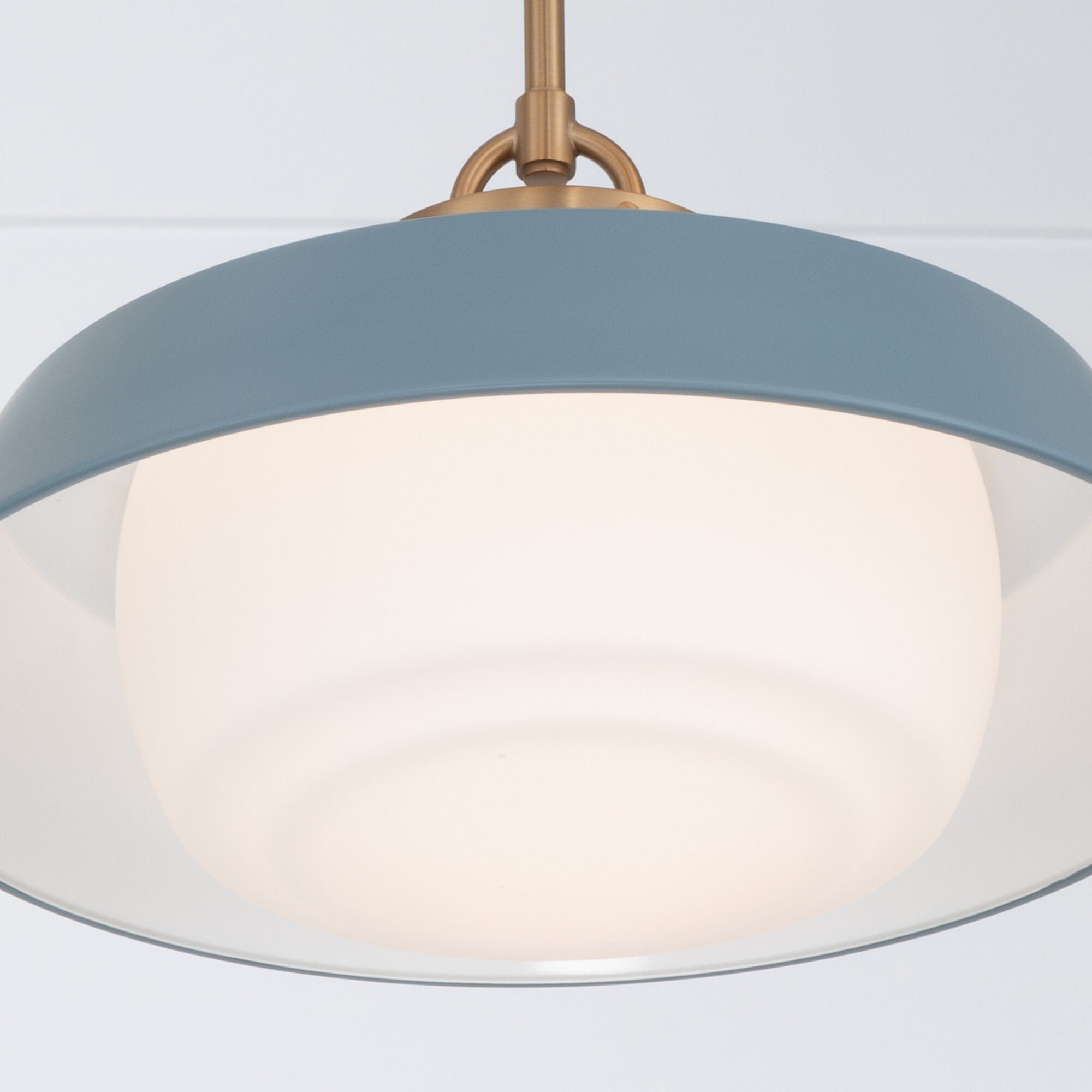Shown in Vibrant Gold finish and Steel glass and Steel shade