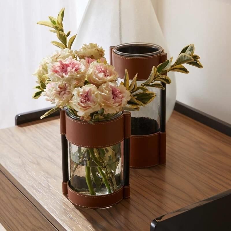 Shown in Brown finish