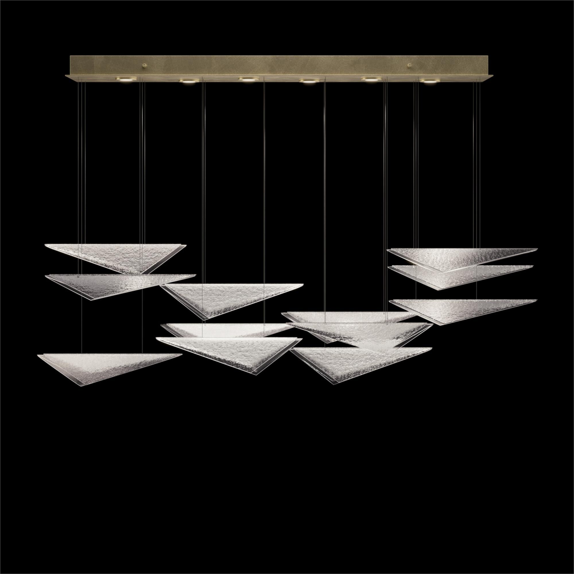 Shown in Gold finish and Clear Hammered glass