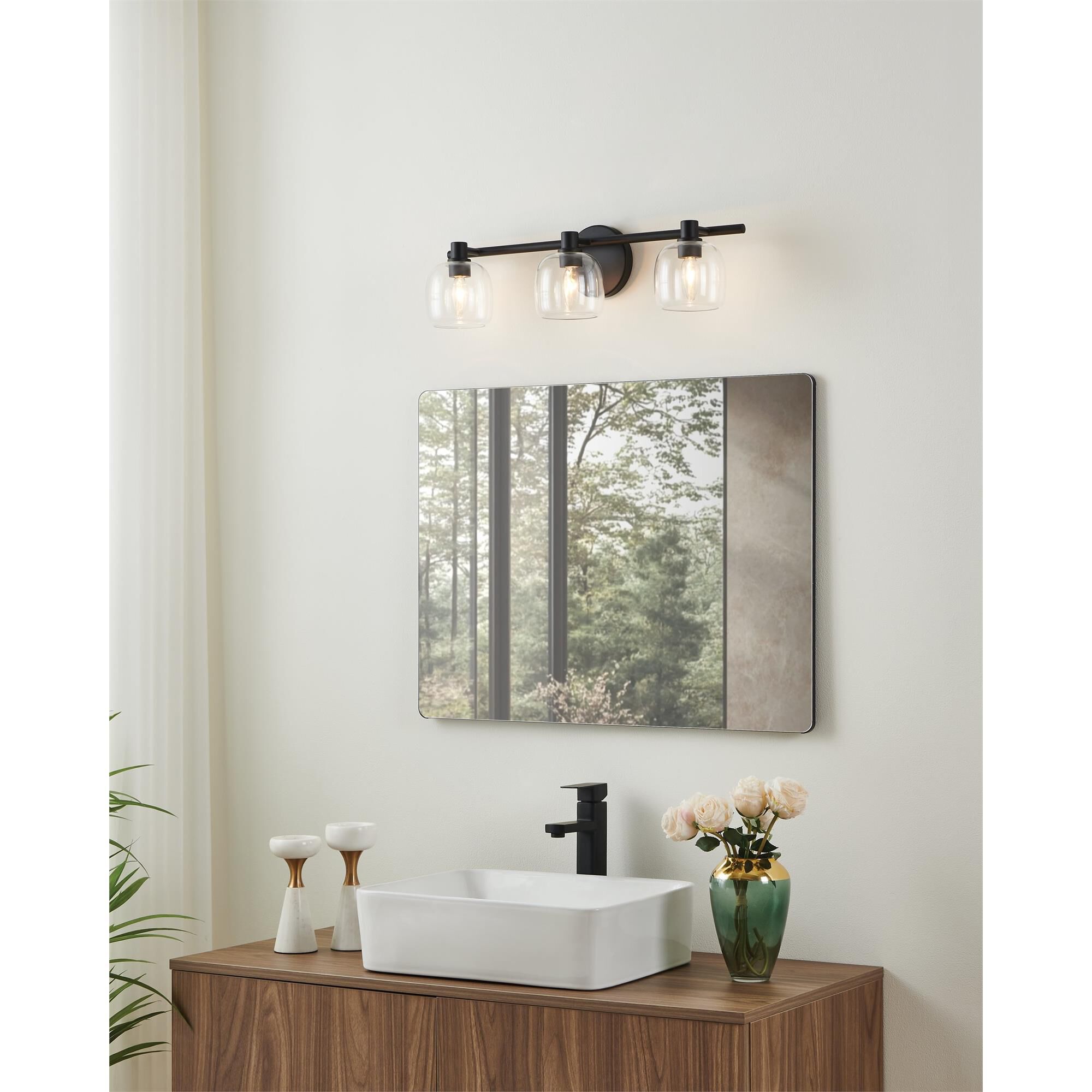 Shown in Matte Black finish and Clear glass