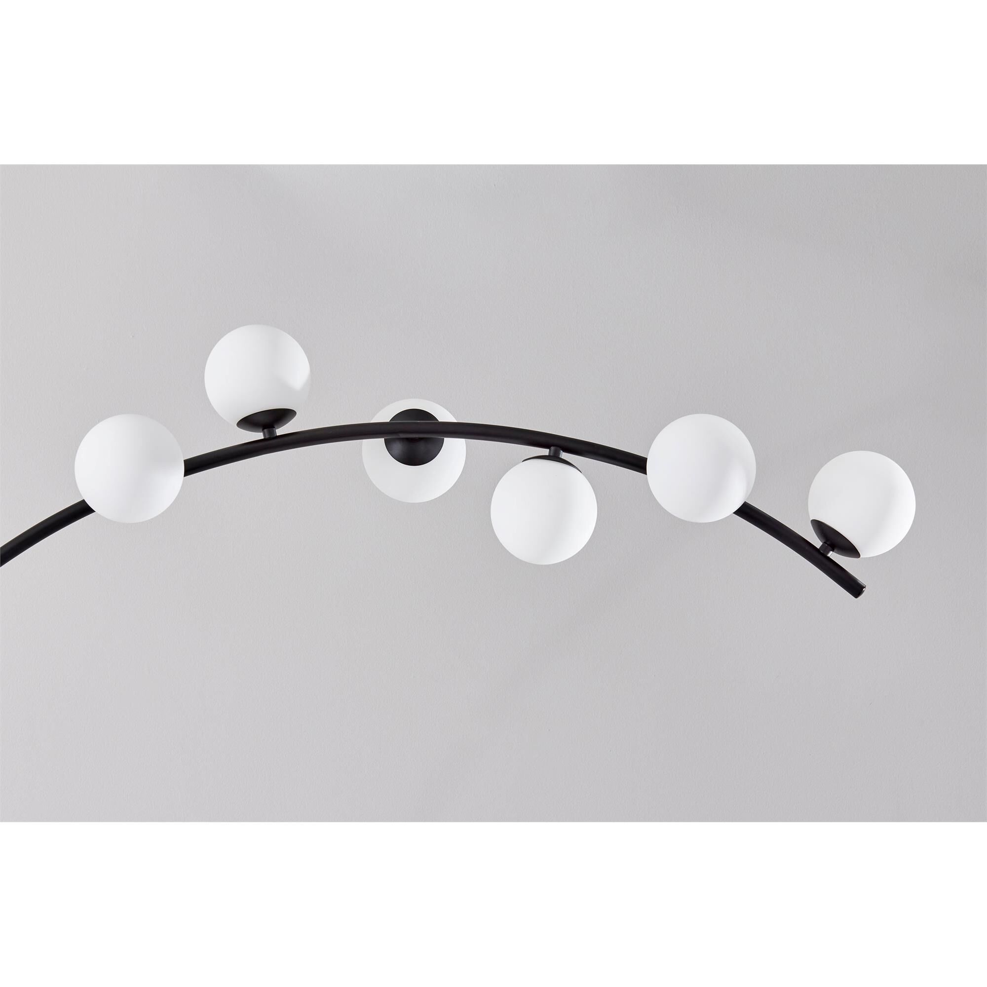 Ronan Arc Lamp,