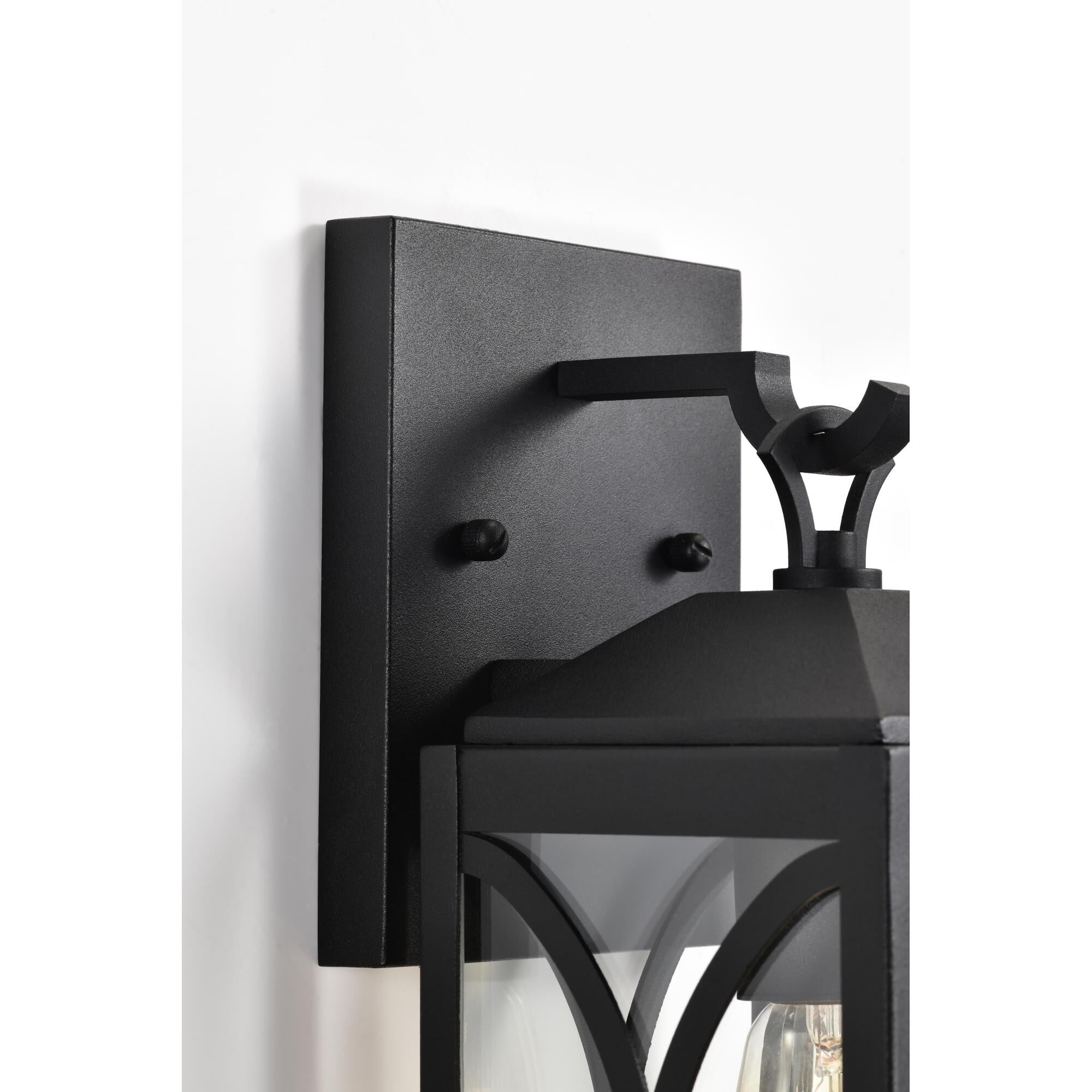 Shown in Matte Black finish and Clear glass