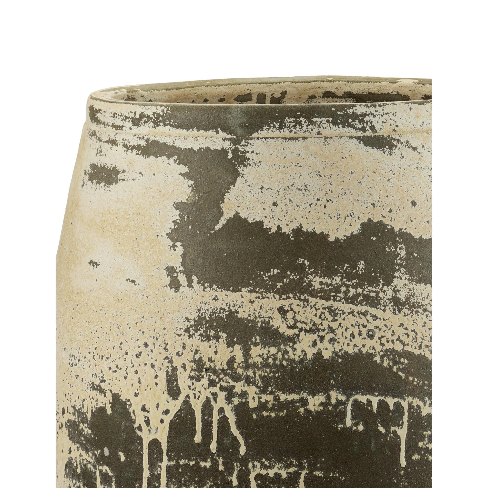 Shown in Greenish White finish