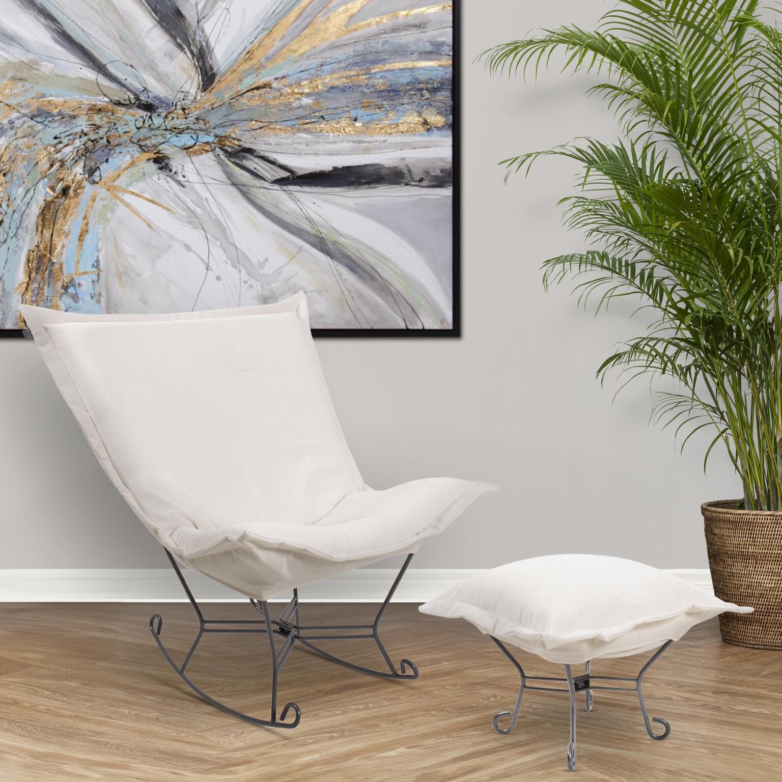 Shown in Hand Sewn finish