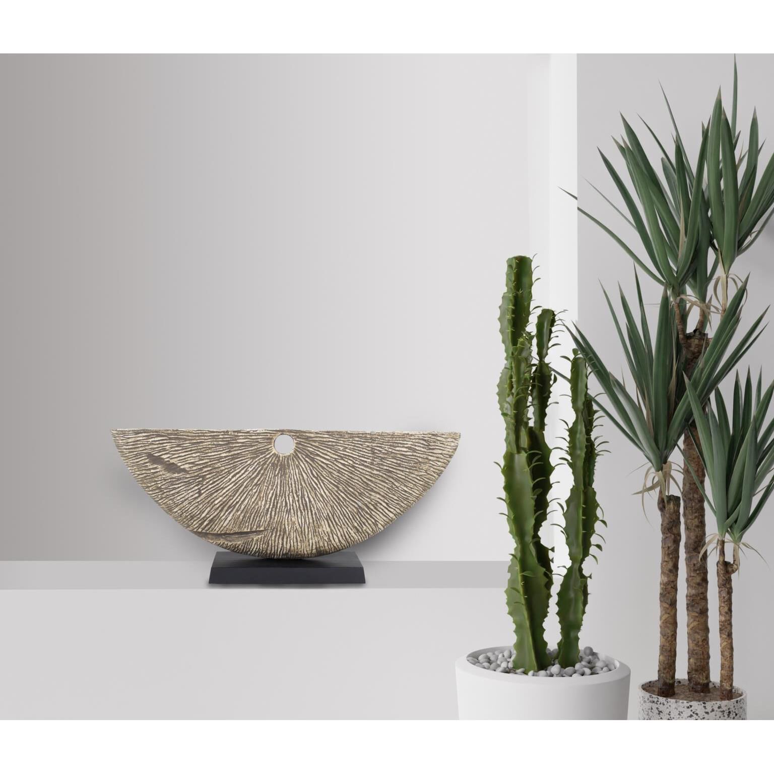 Shown in Textured finish