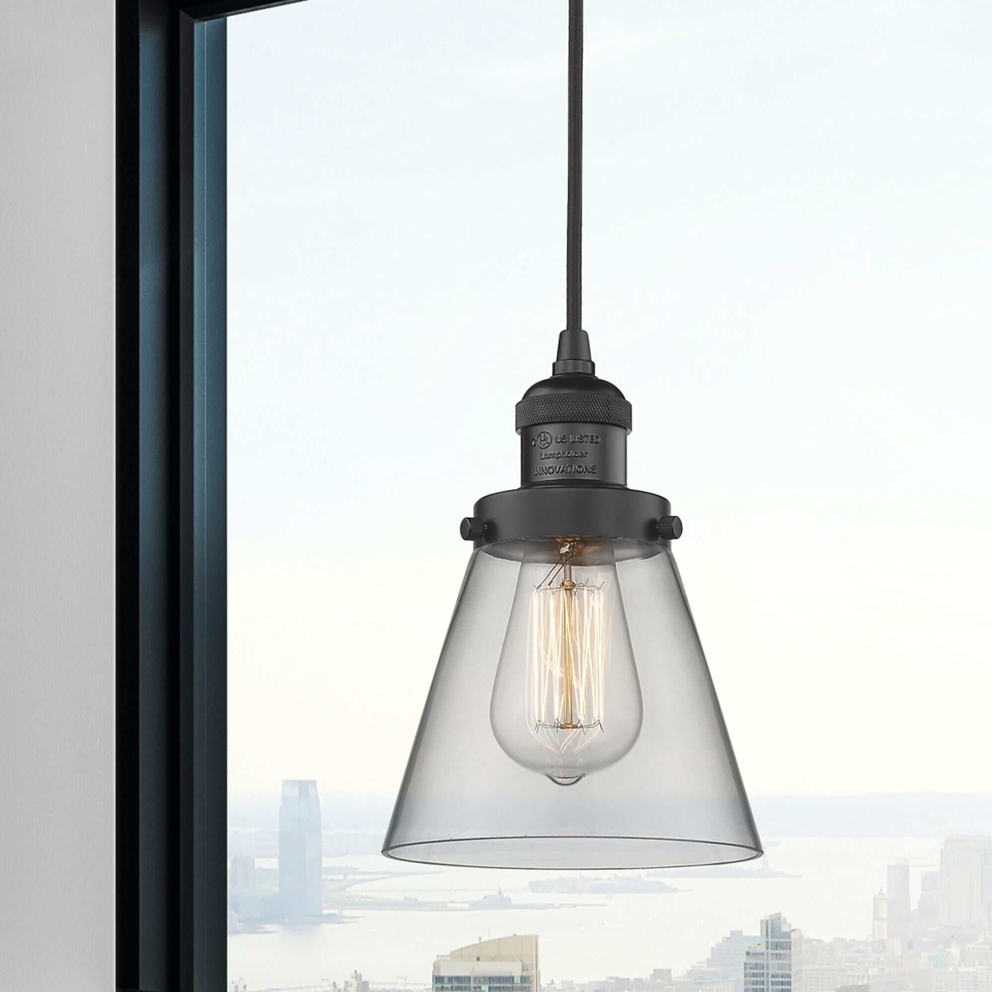 Shown in Matte Black finish and Clear glass