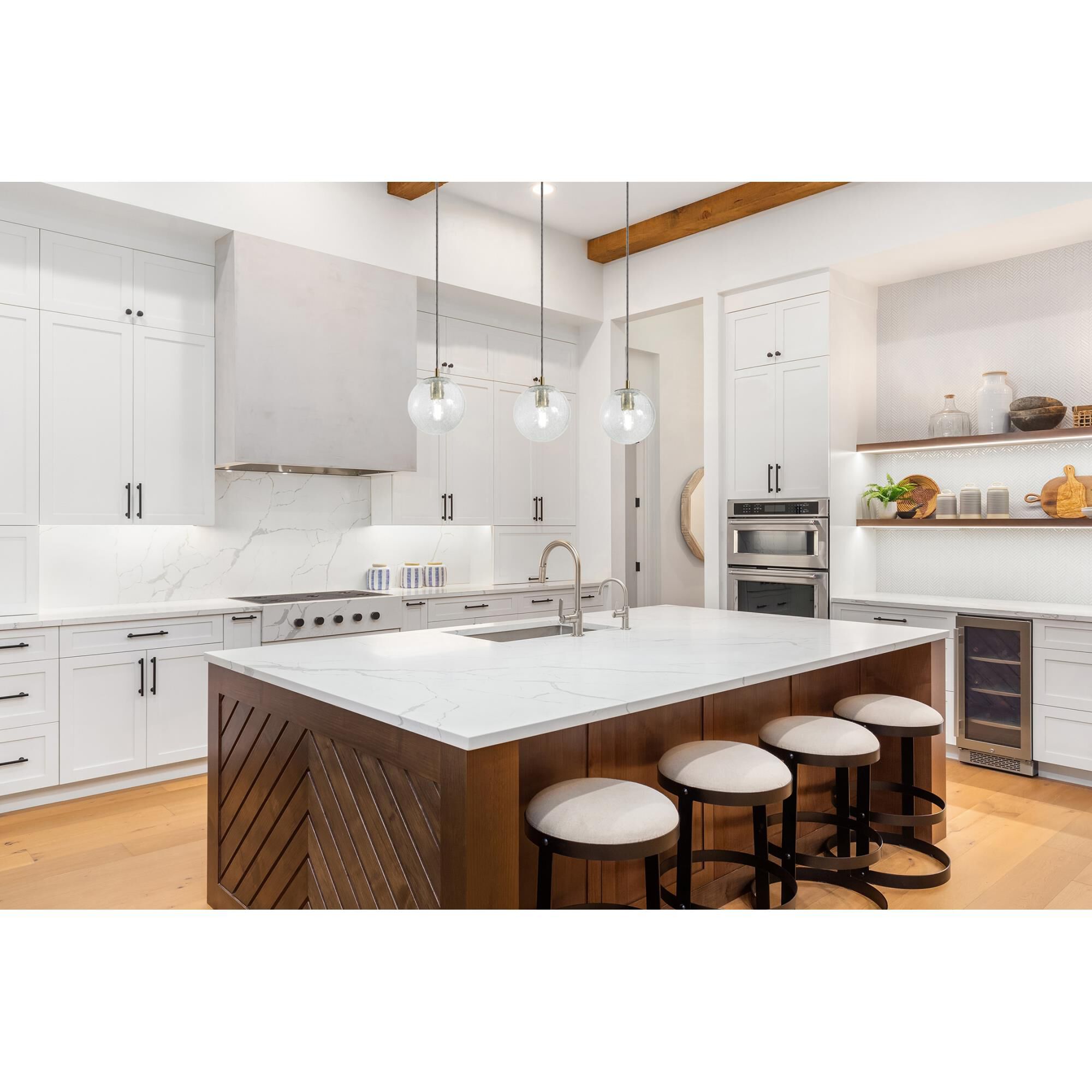 Shown in Light Antique Brass finish