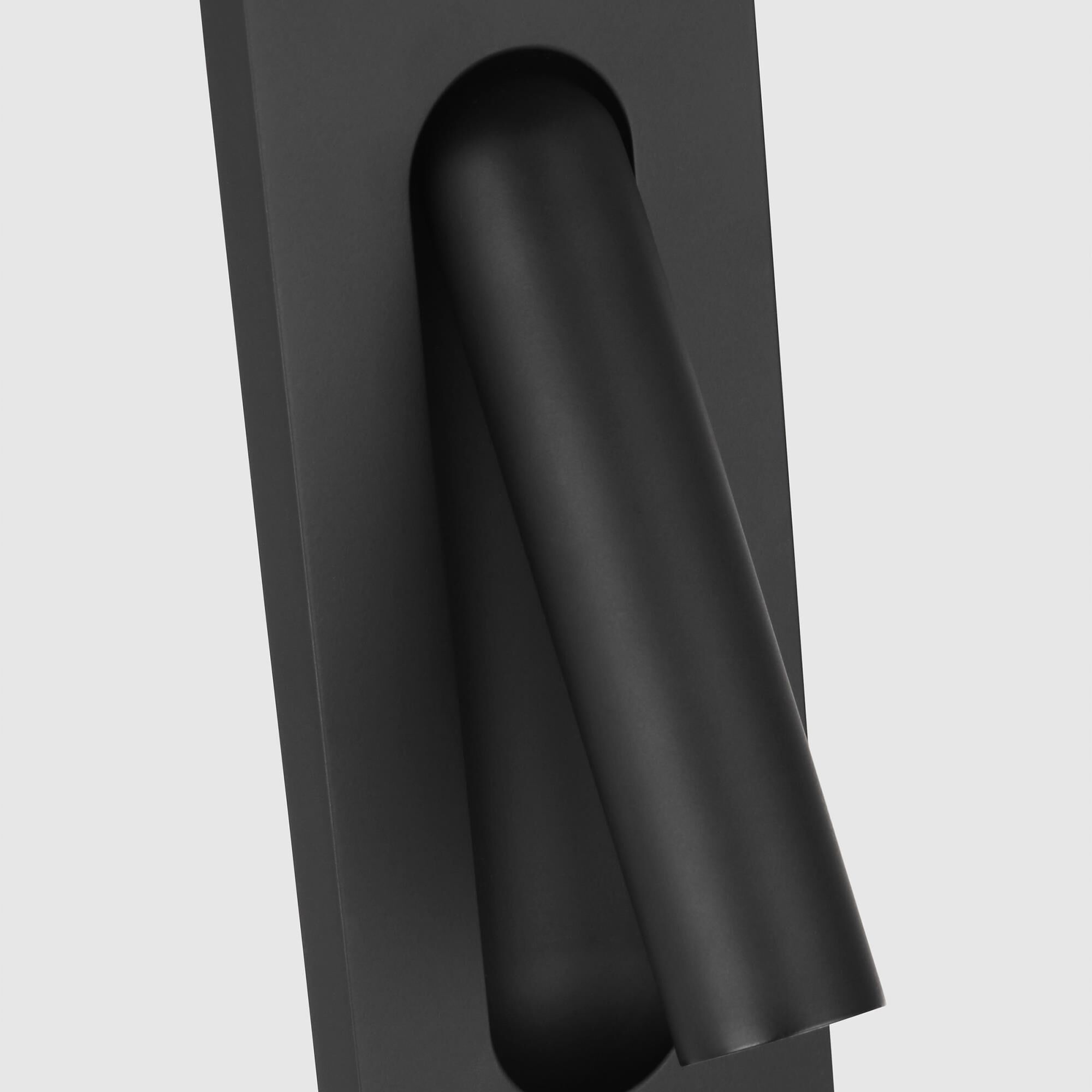 Shown in Nightshade Black finish