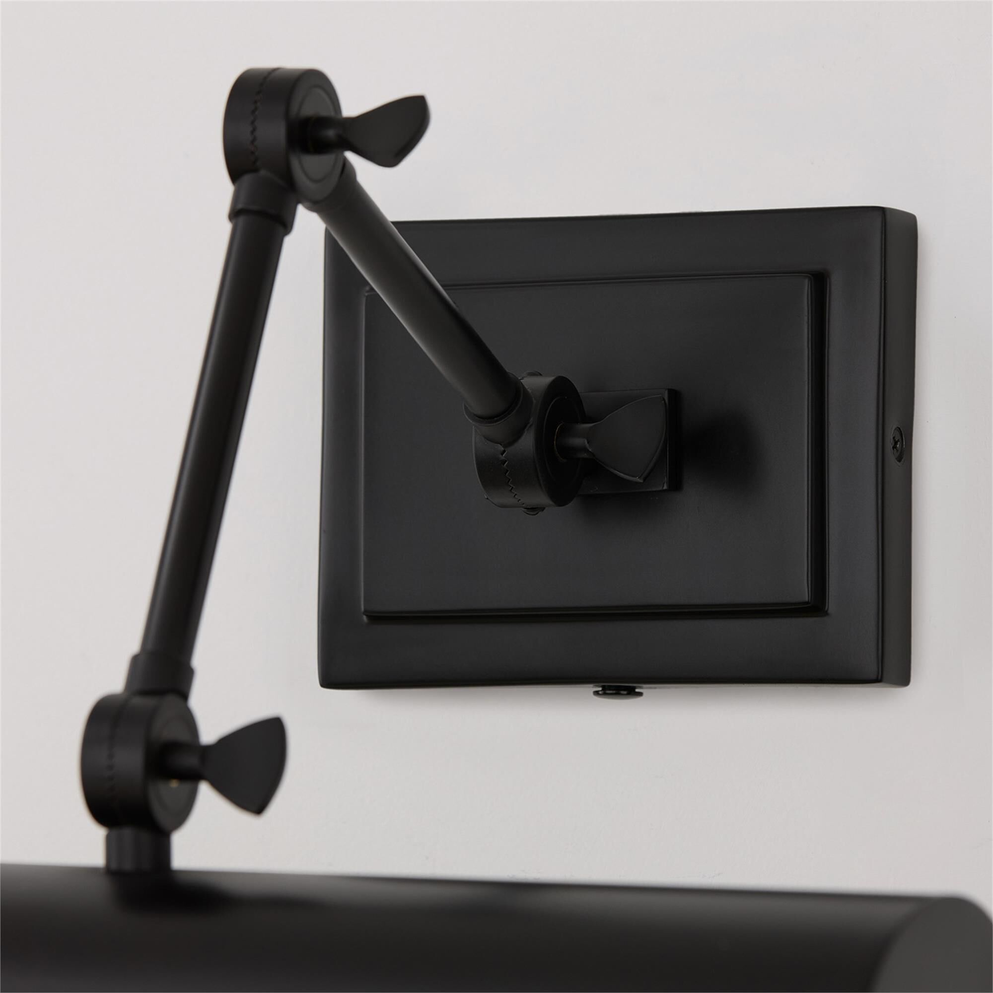 Shown in Matte Black finish