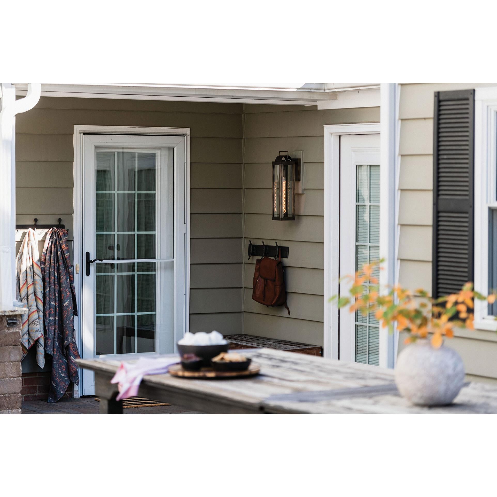 Hinkley Lighting Sag Harbor 21 Inch Tall Outdoor Wall Light