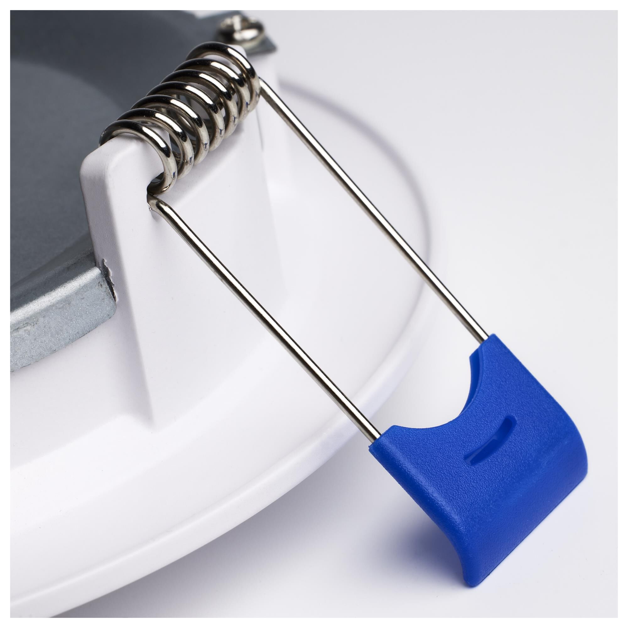 Recessed Lighting Trim by Satco