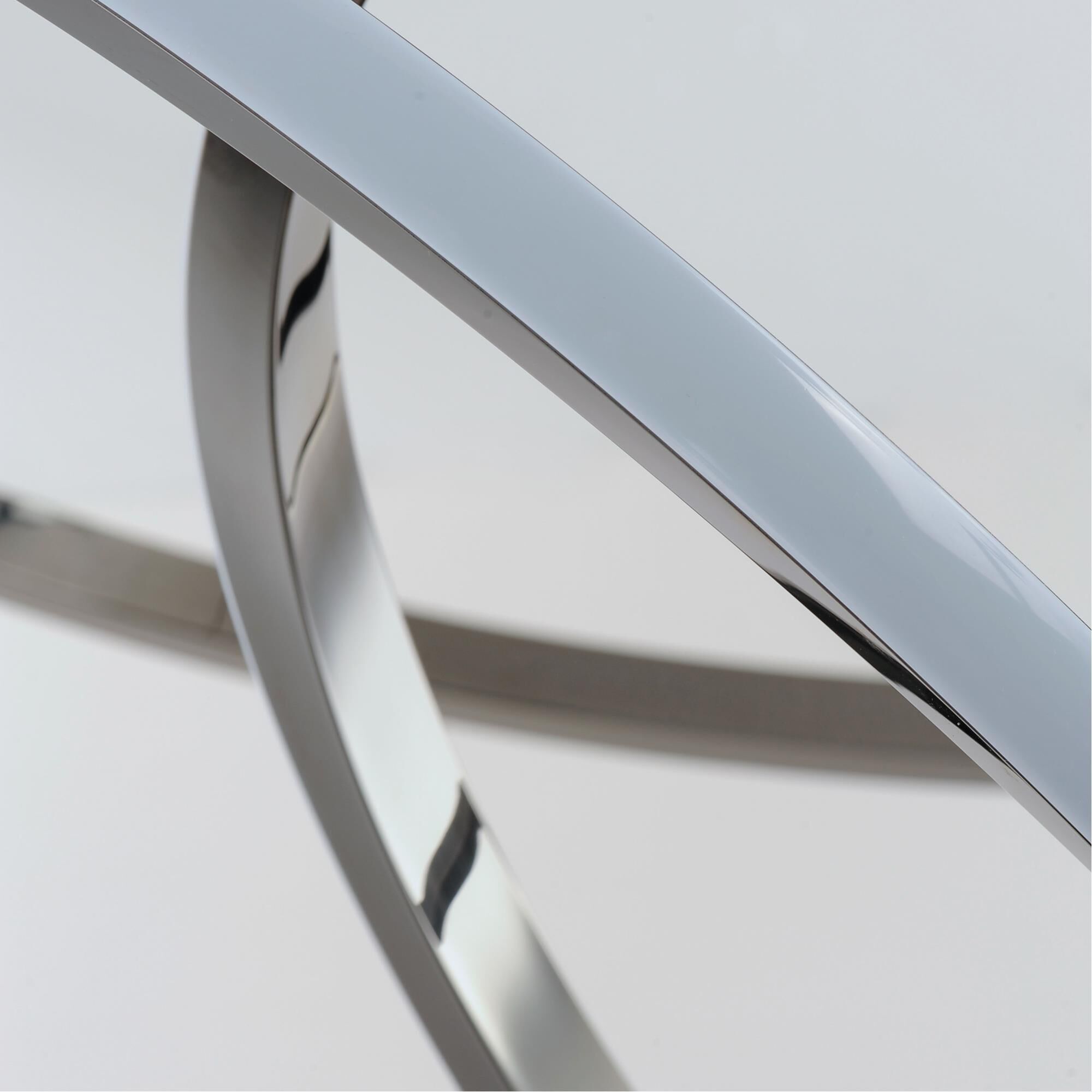 Shown in Black Chrome finish and Acrylic shade