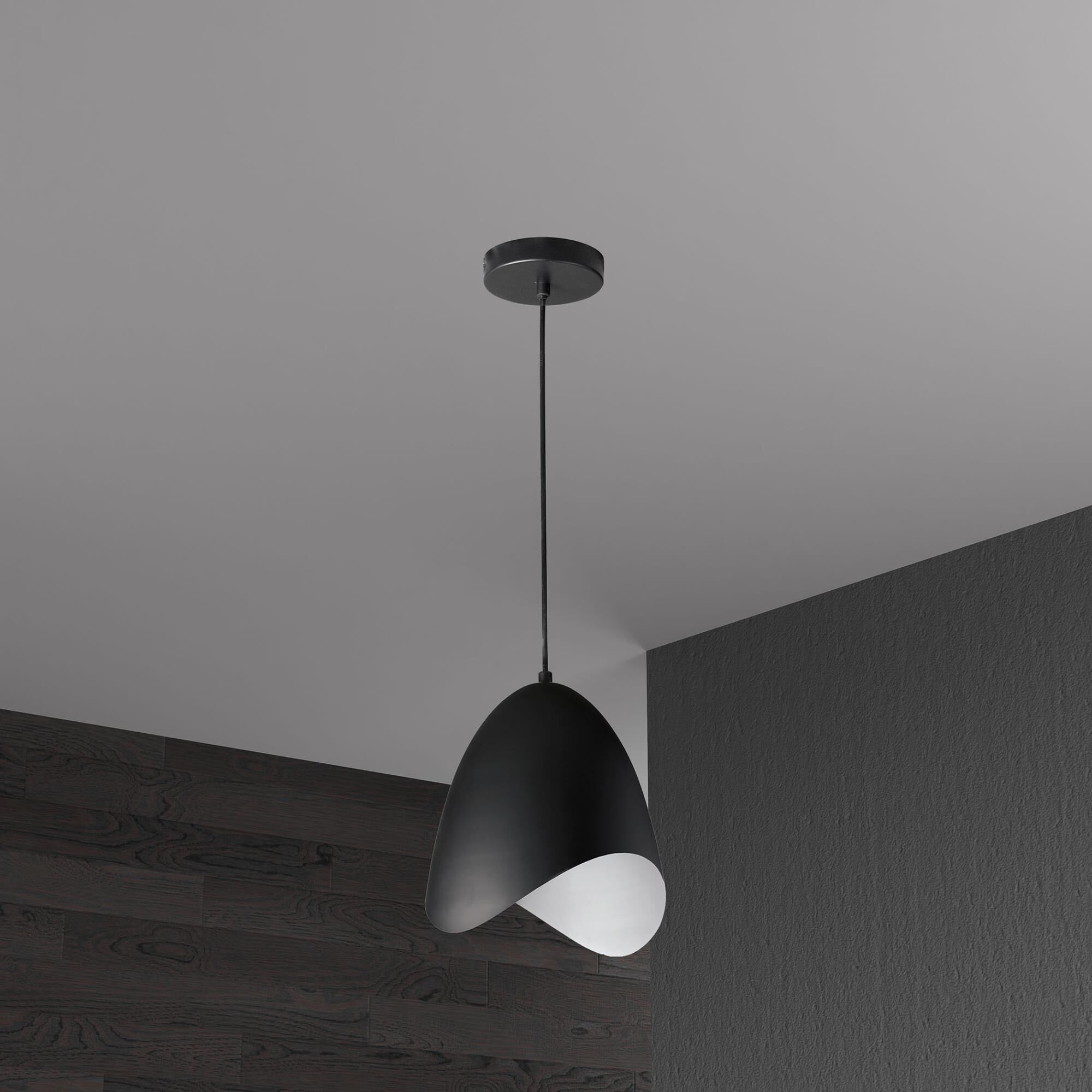 Shown in Black finish and Black Metal Dome shade
