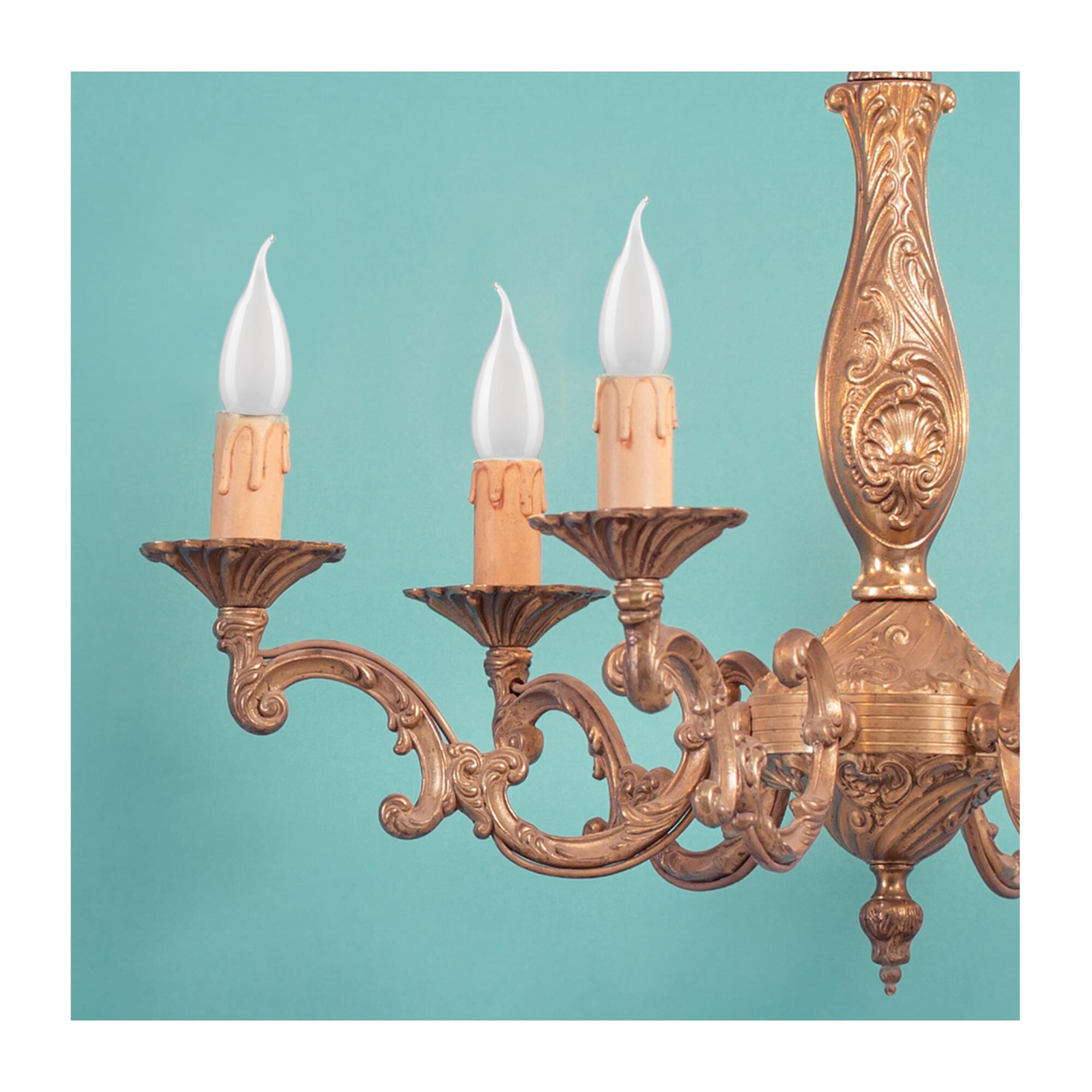 5.5 Watt 5000K LED Light Bulb,