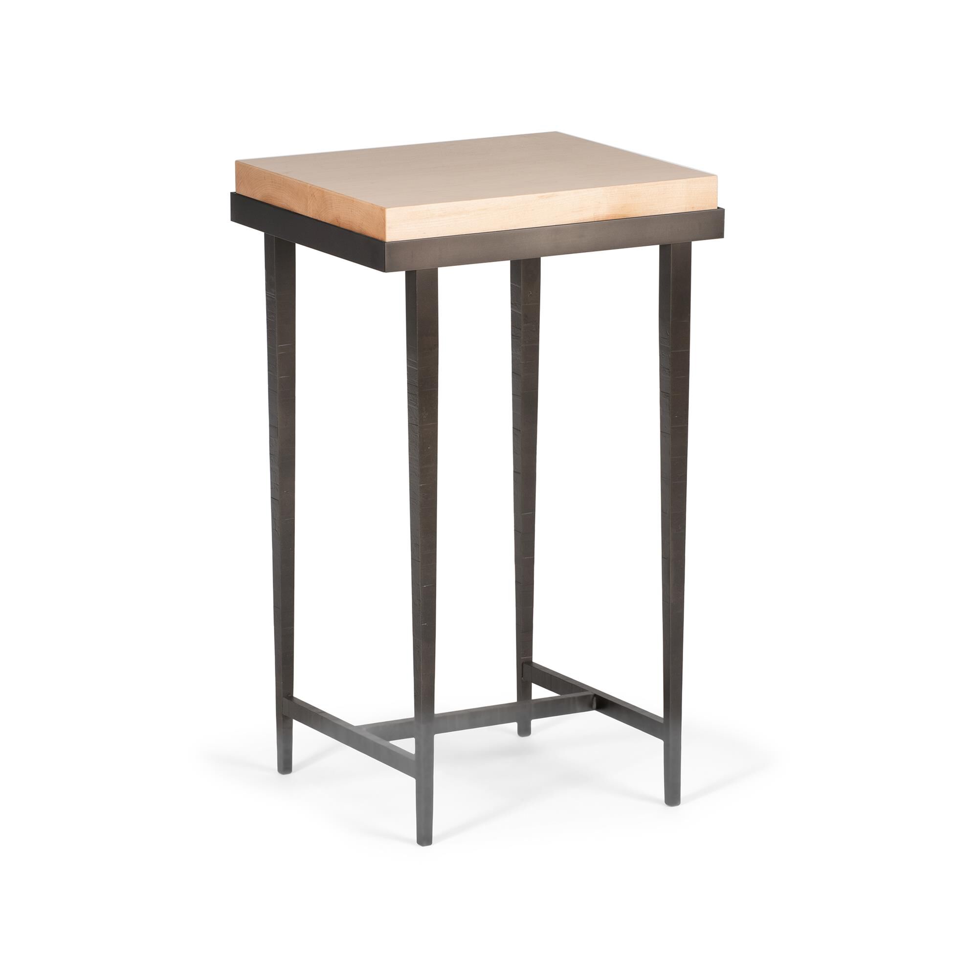 Shown in Dark Smoke finish and Maple Natural accent