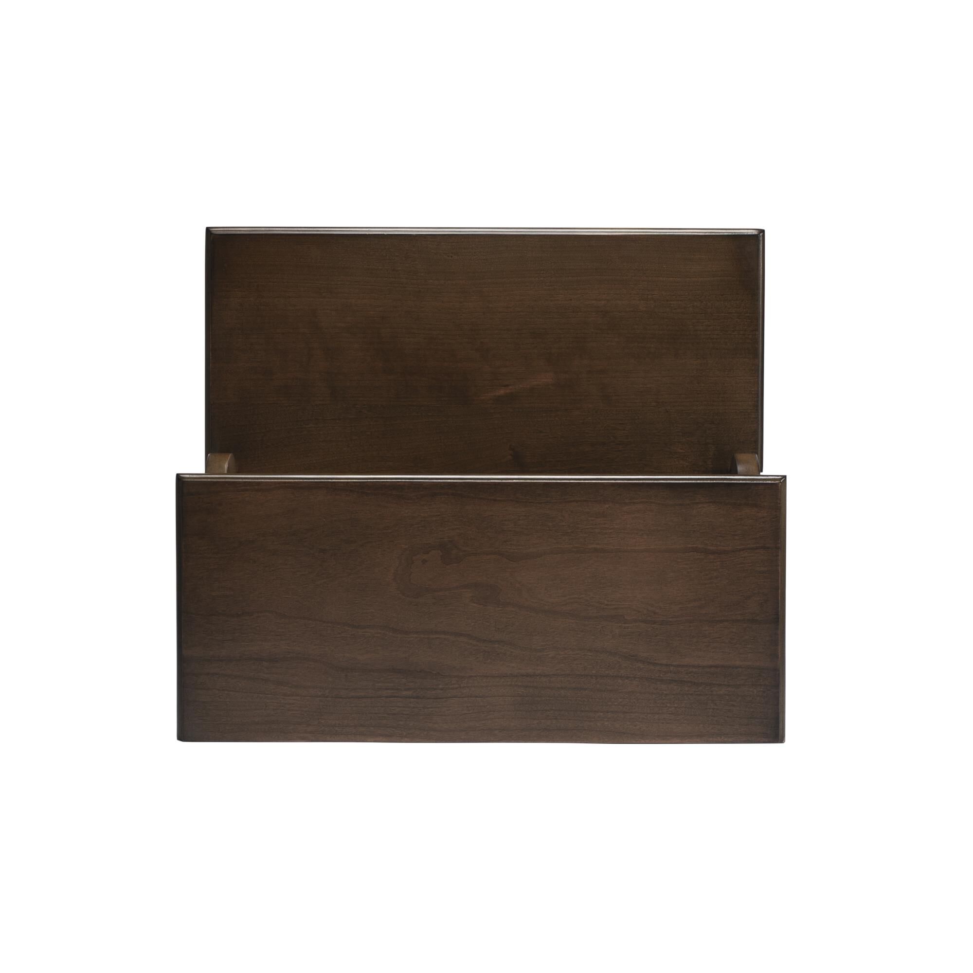 Shown in Praline finish