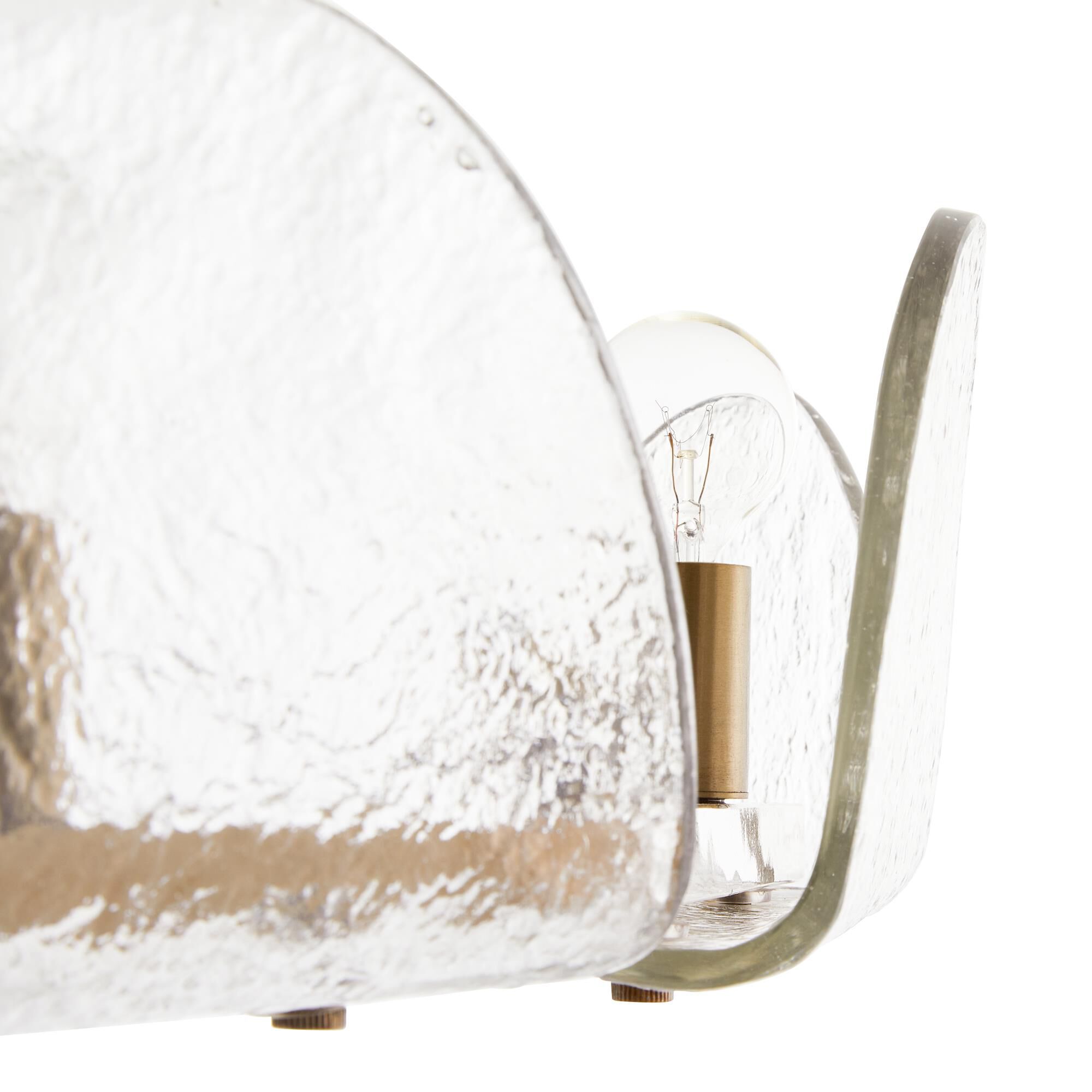 Shown in Smoke Luster finish