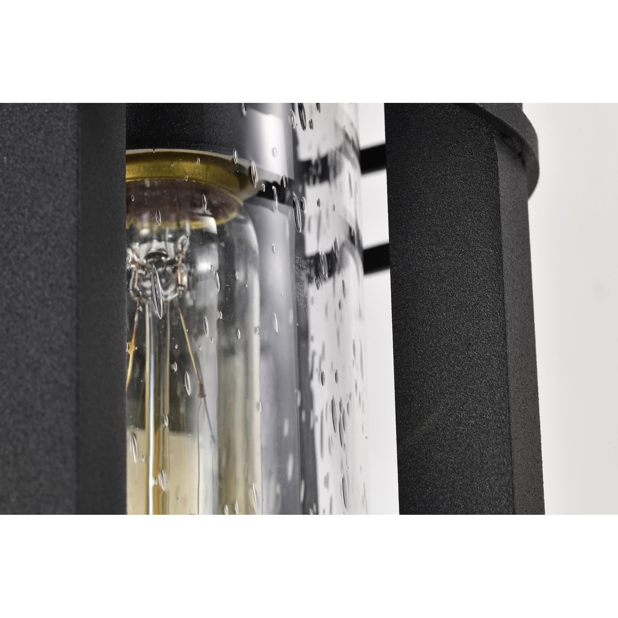 Shown in Matte Black finish and Clear Seeded glass