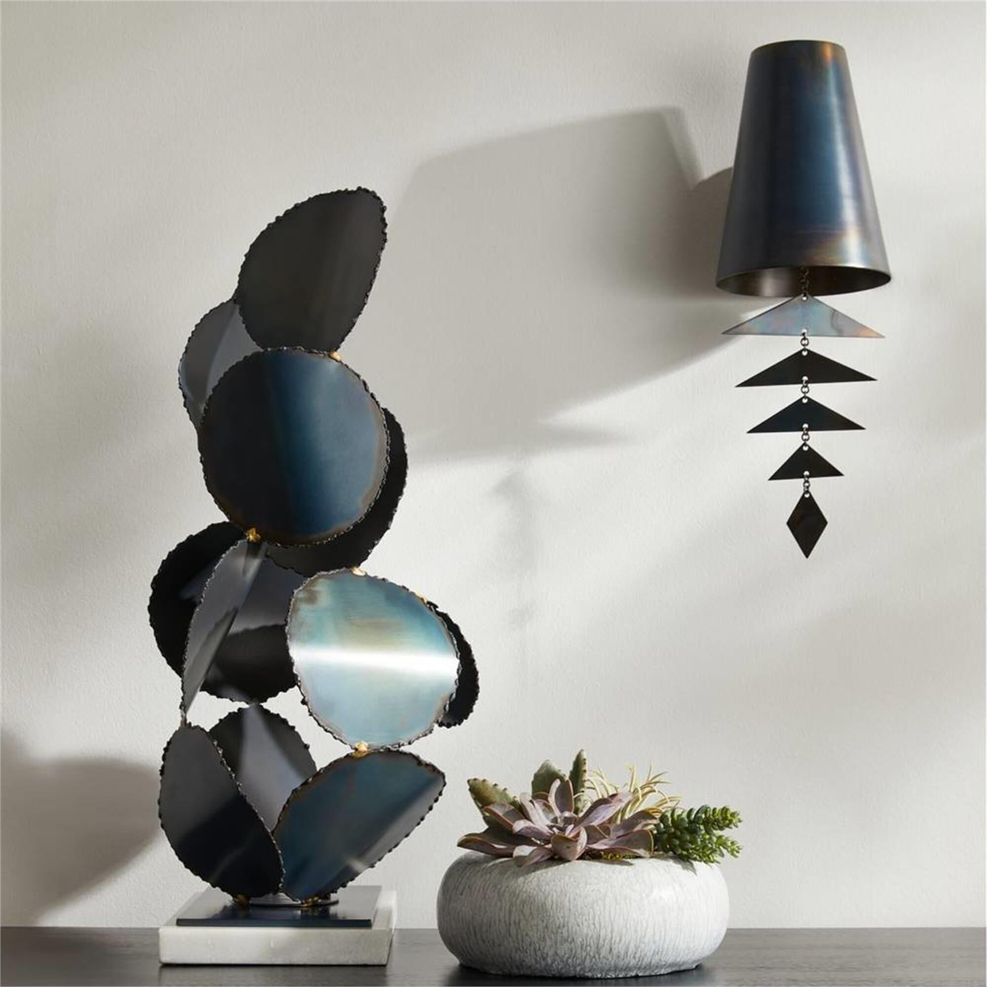 Shown in Burnt Bronze finish