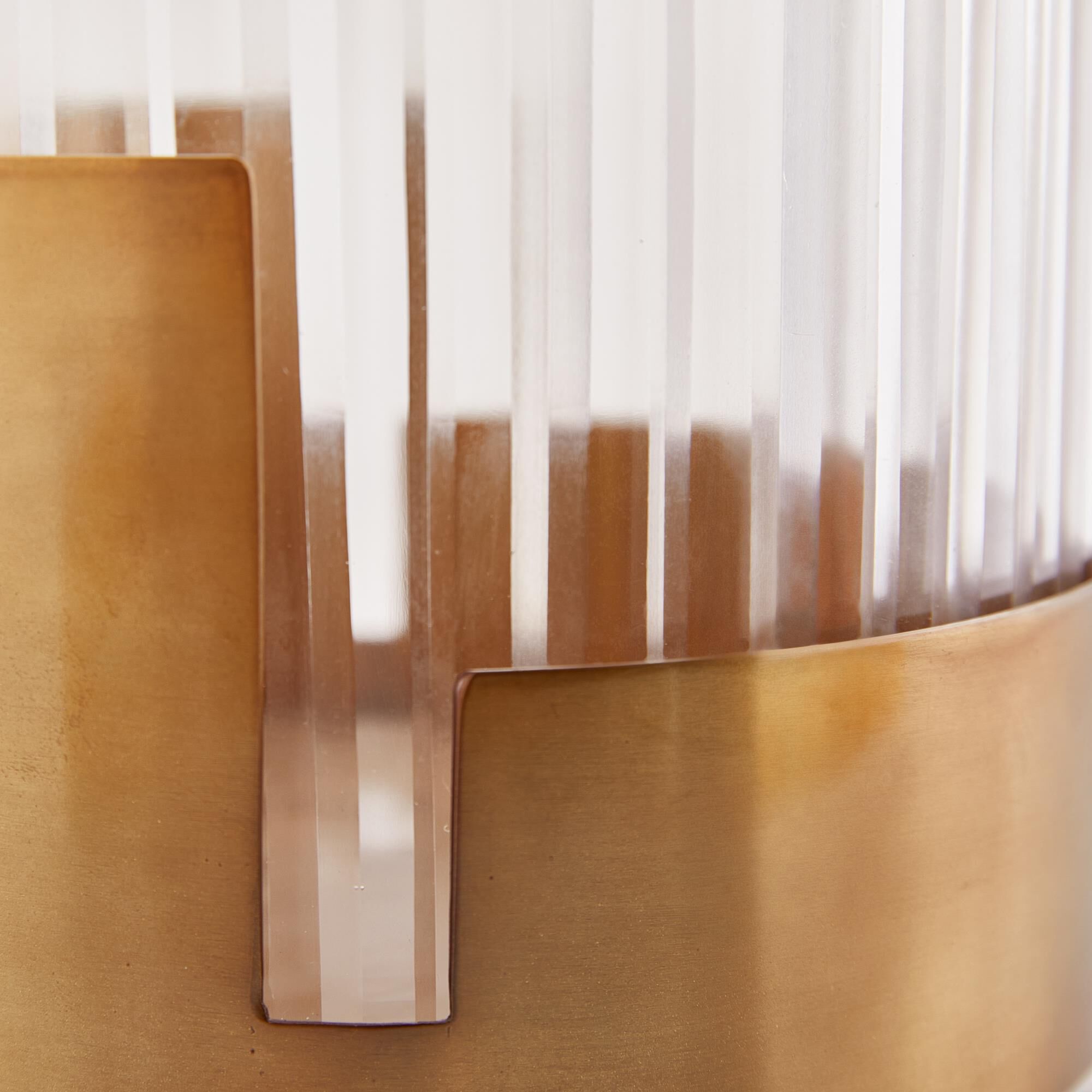 Shown in Clear finish