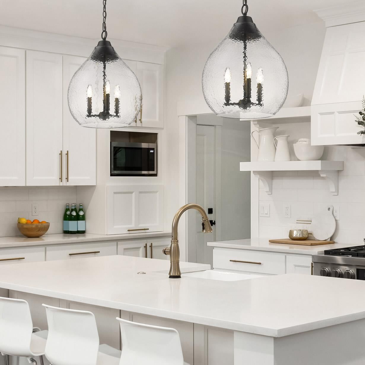 Shown in Matte Black finish and Hammered Clear glass