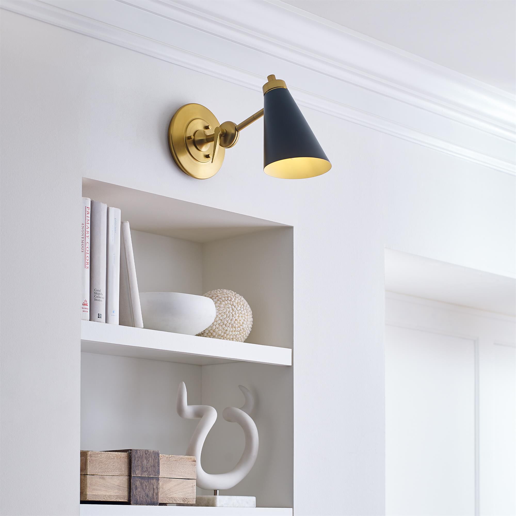 Thomas O'Brien Signoret 10 Inch Wall Sconce,