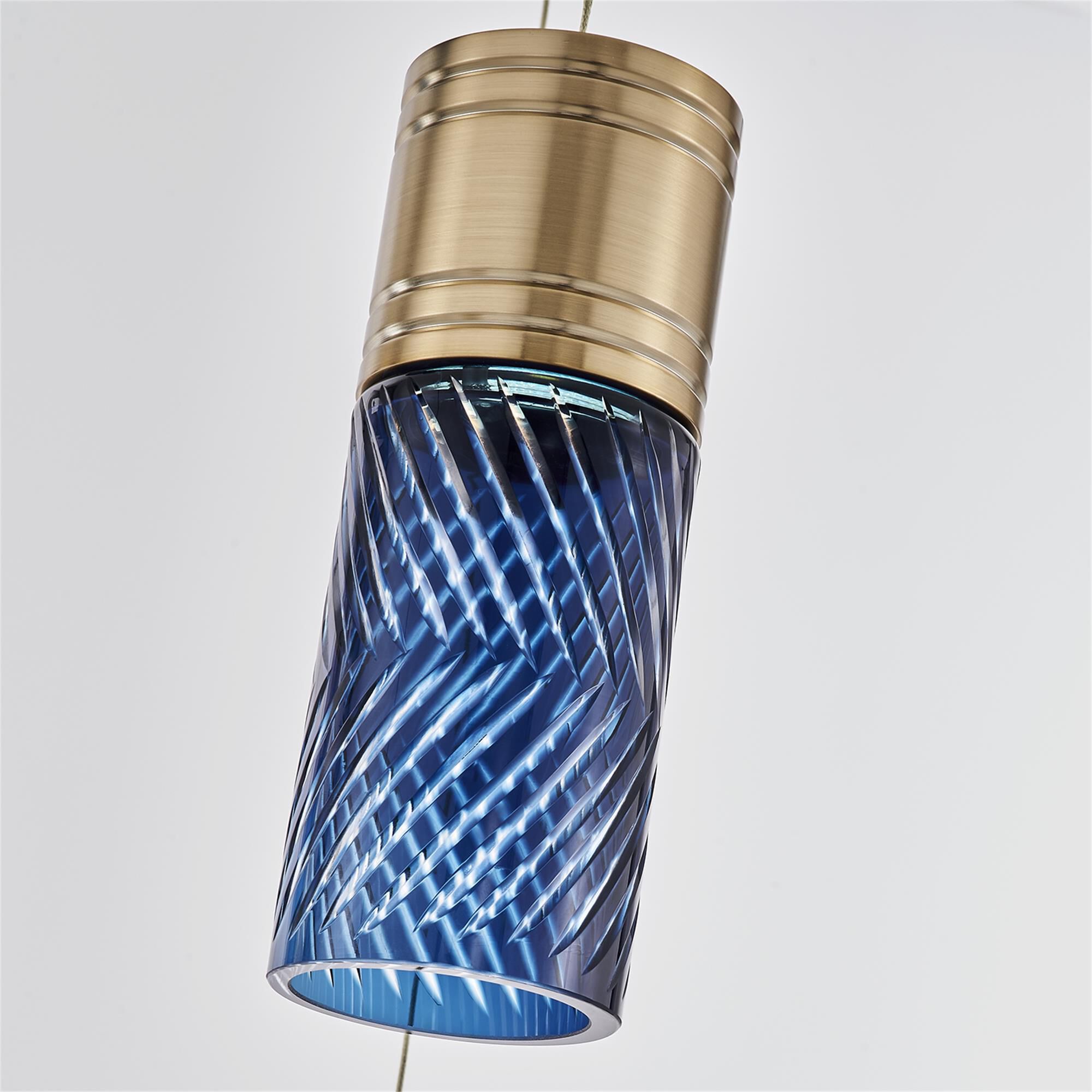 Shown in Winter Brass finish