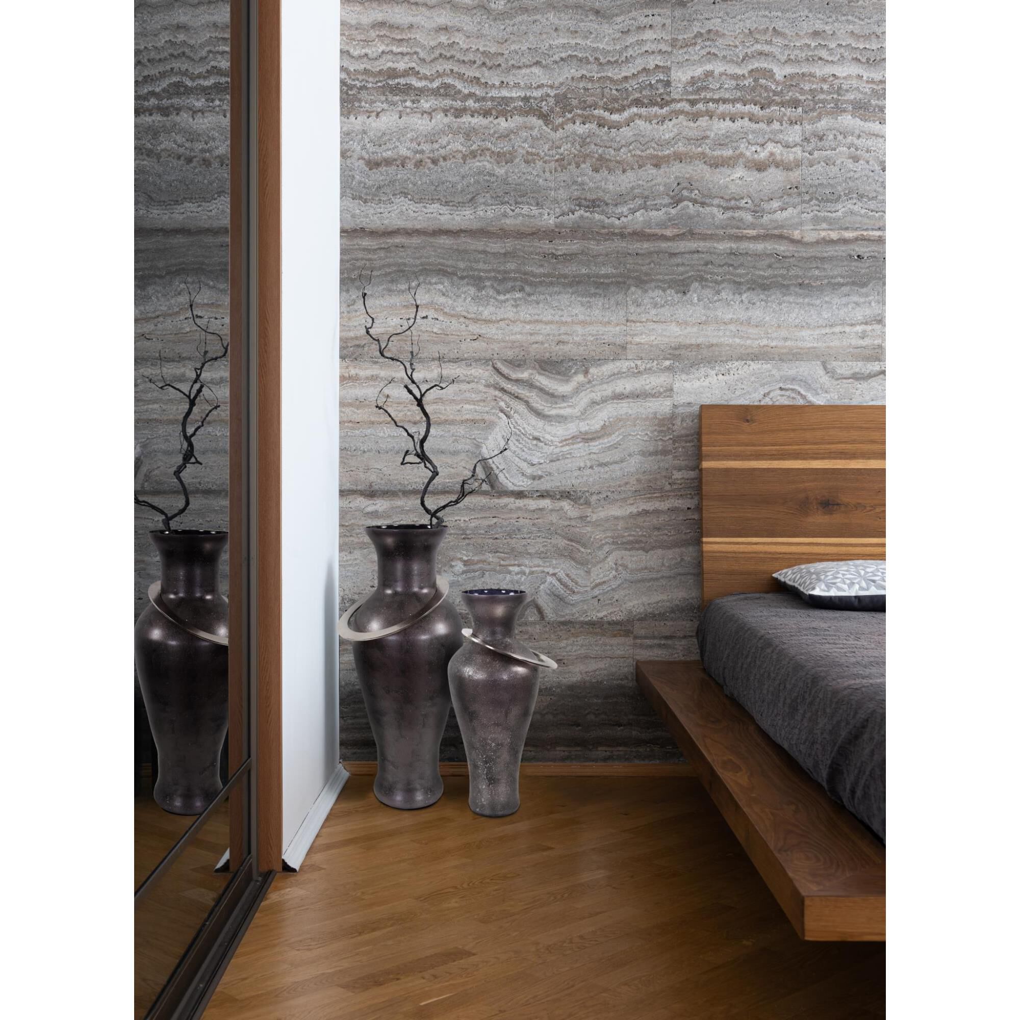 Shown in Polished finish