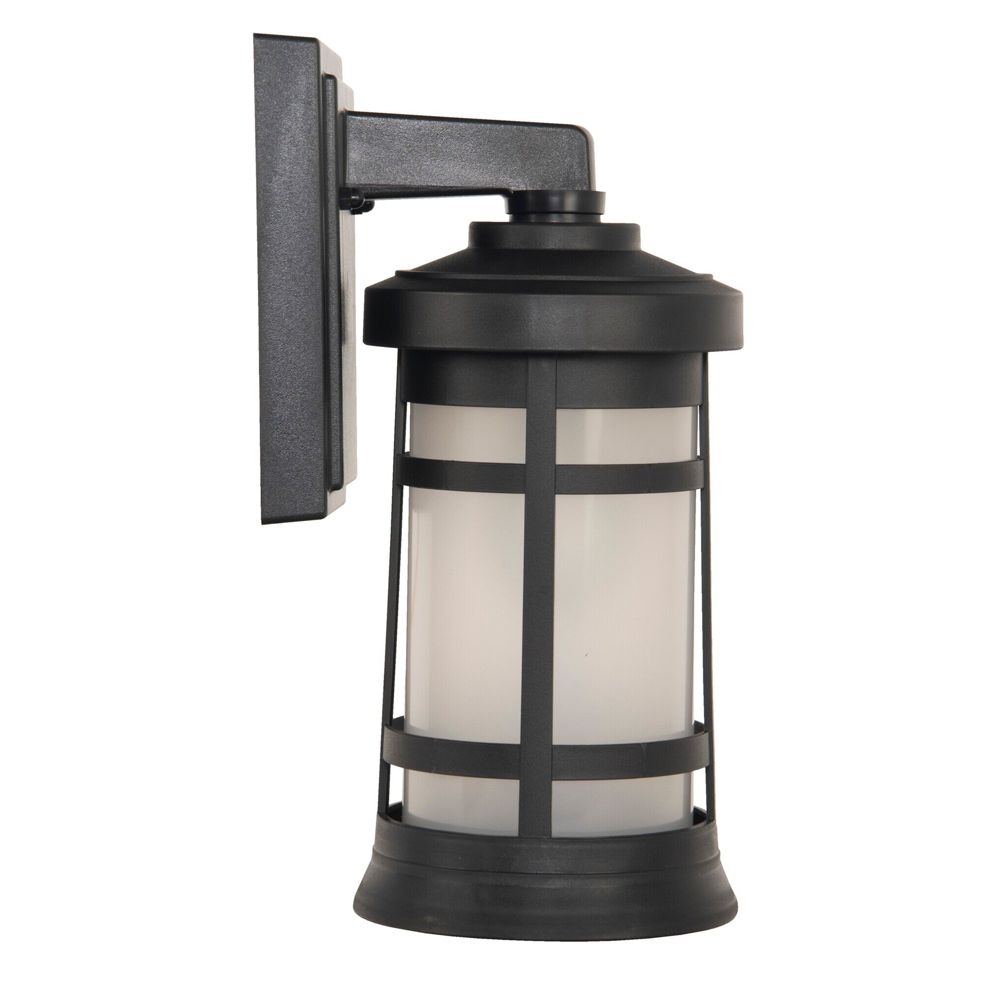 Shown in Textured Matte Black finish and Frosted Polycarbonate shade
