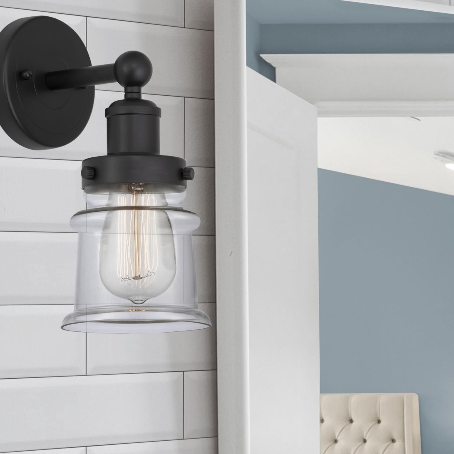 Shown in Matte Black  finish and Clear glass