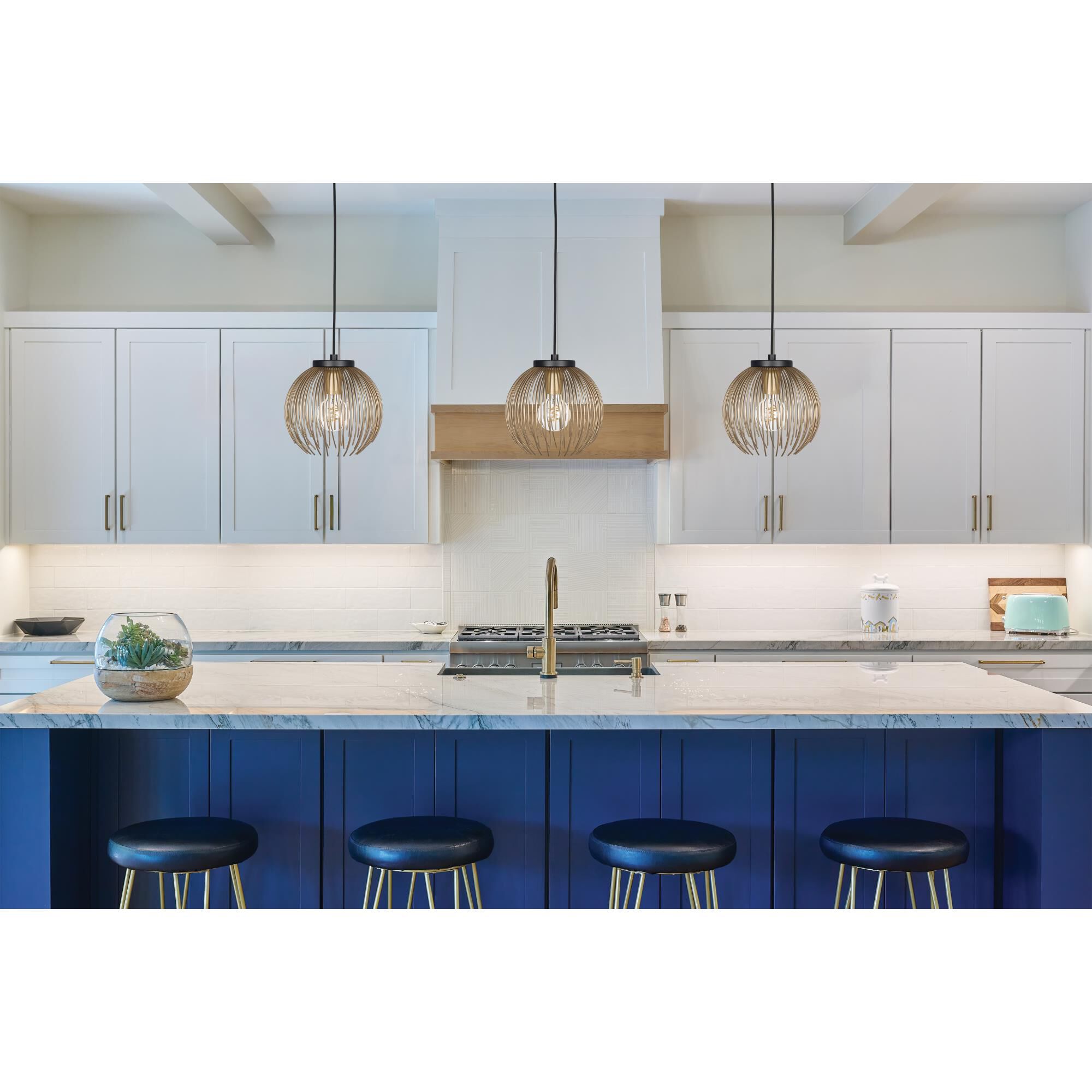 Venezuela 9 Inch Linear Suspension Light by EGLO Lighting