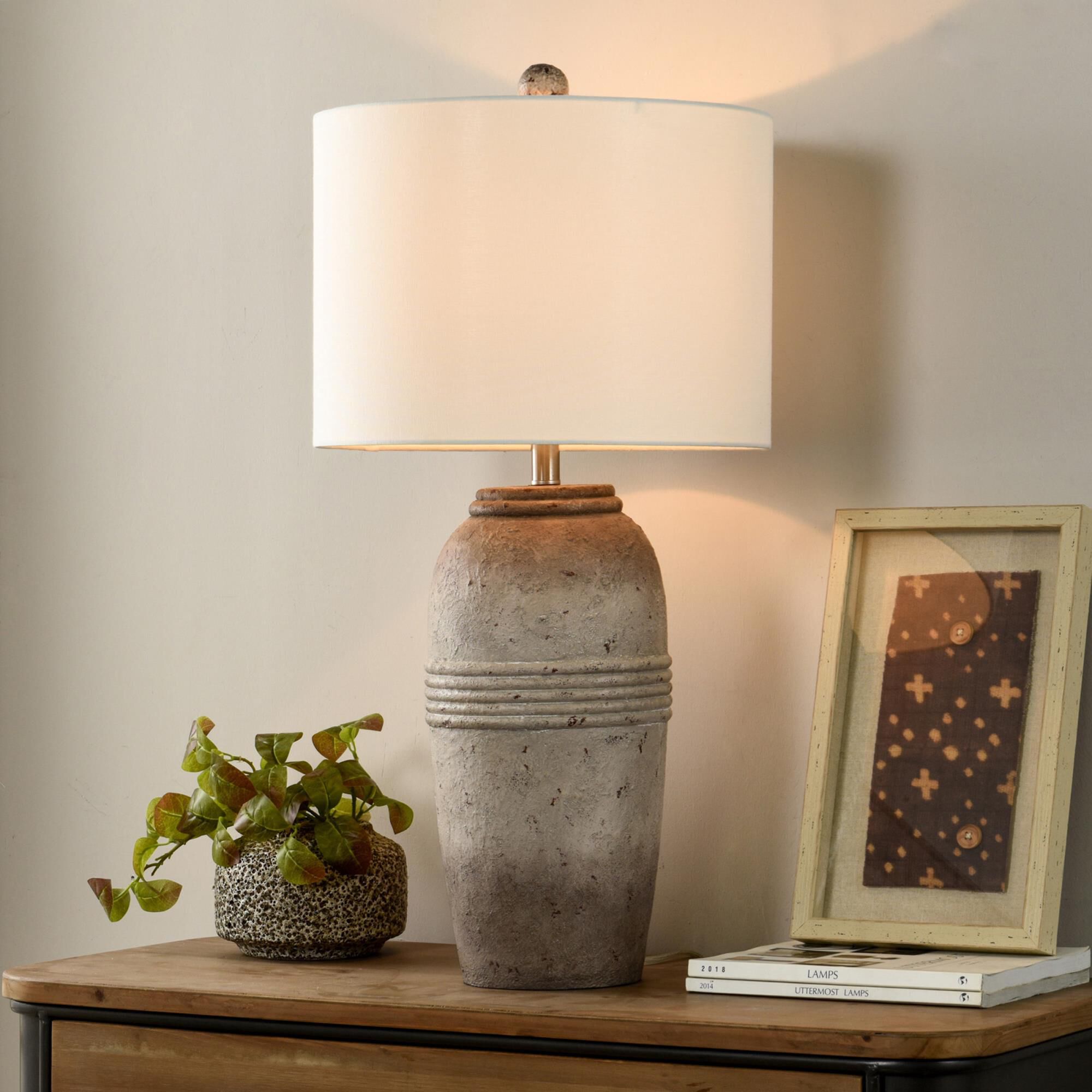 Shown in Bronzecotta finish and Oatmeal Polyester-Linen Blend shade