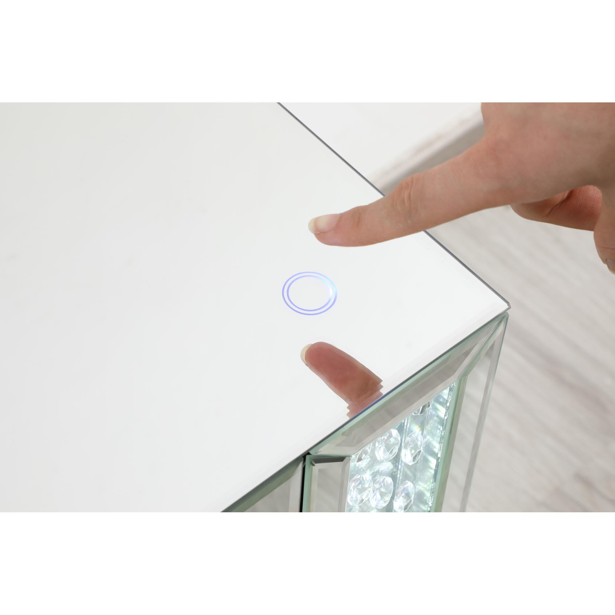 Shown in Clear finish