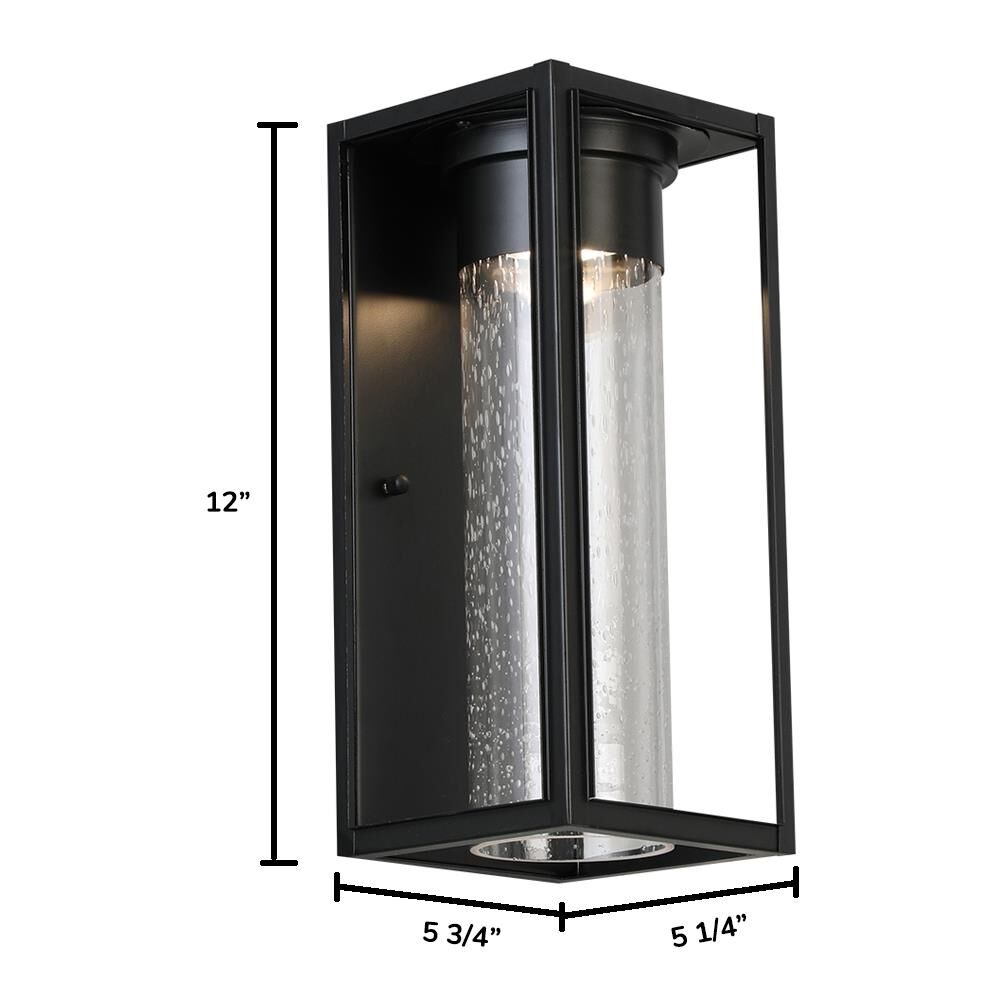 Shown in Matte Black finish and Clear Seedy glass