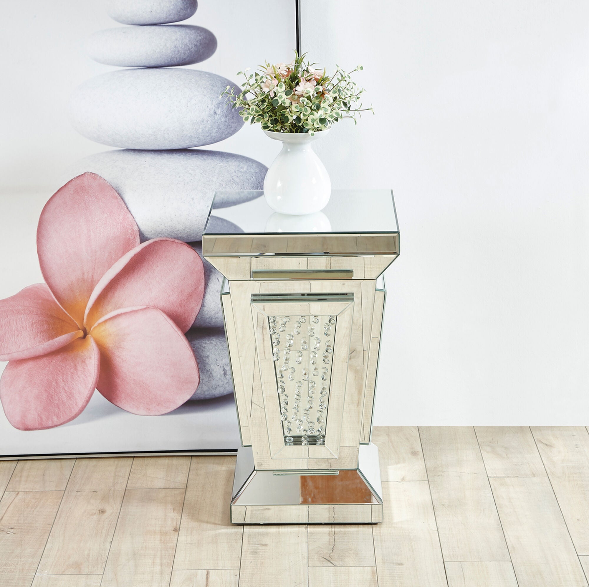 Shown in Clear finish