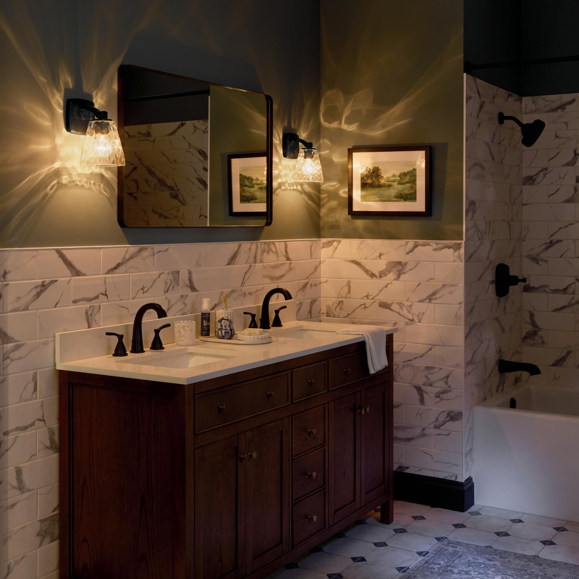 Shown in Black finish and Clear Water glass