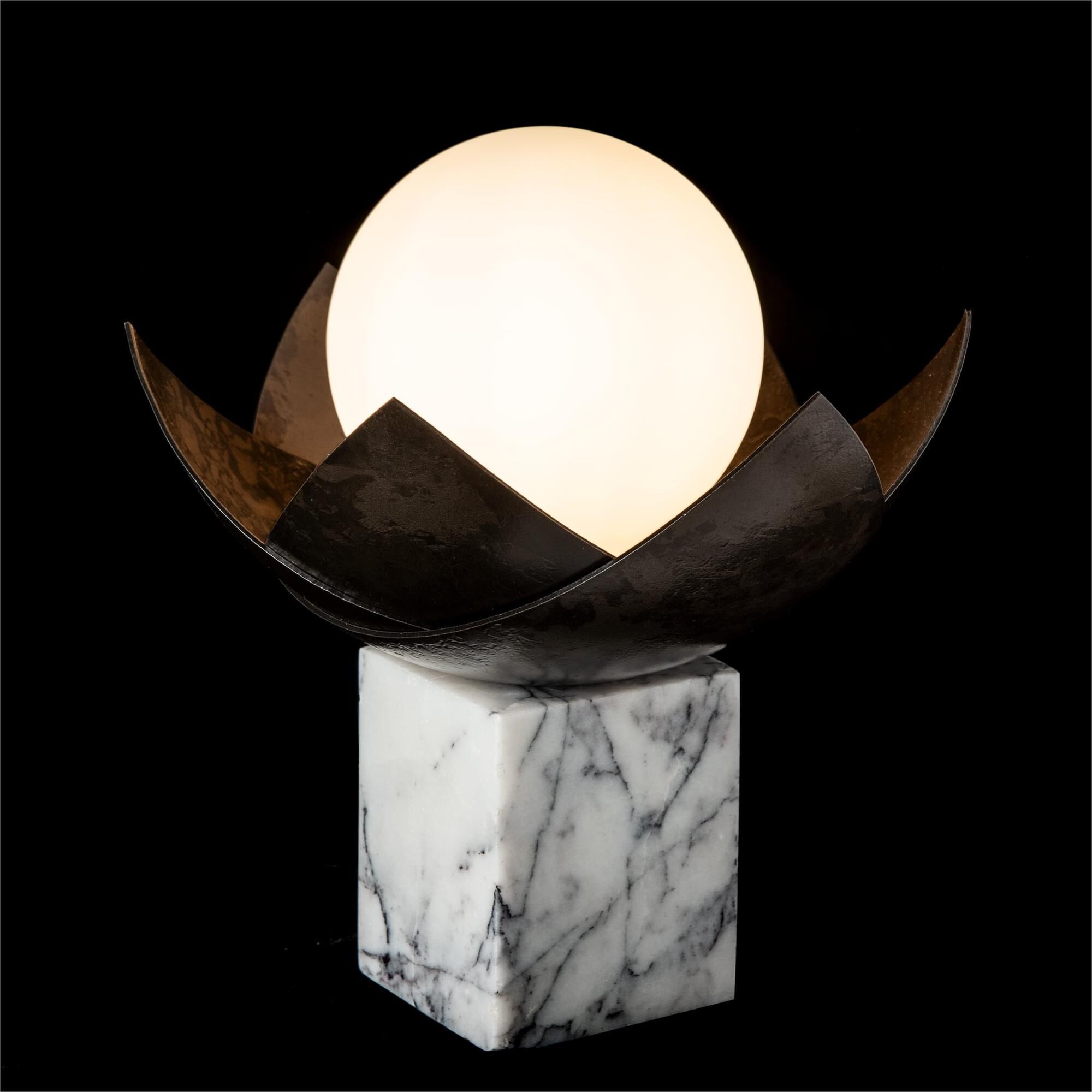 Shown in Dark Smoke finish and Lilac accent
