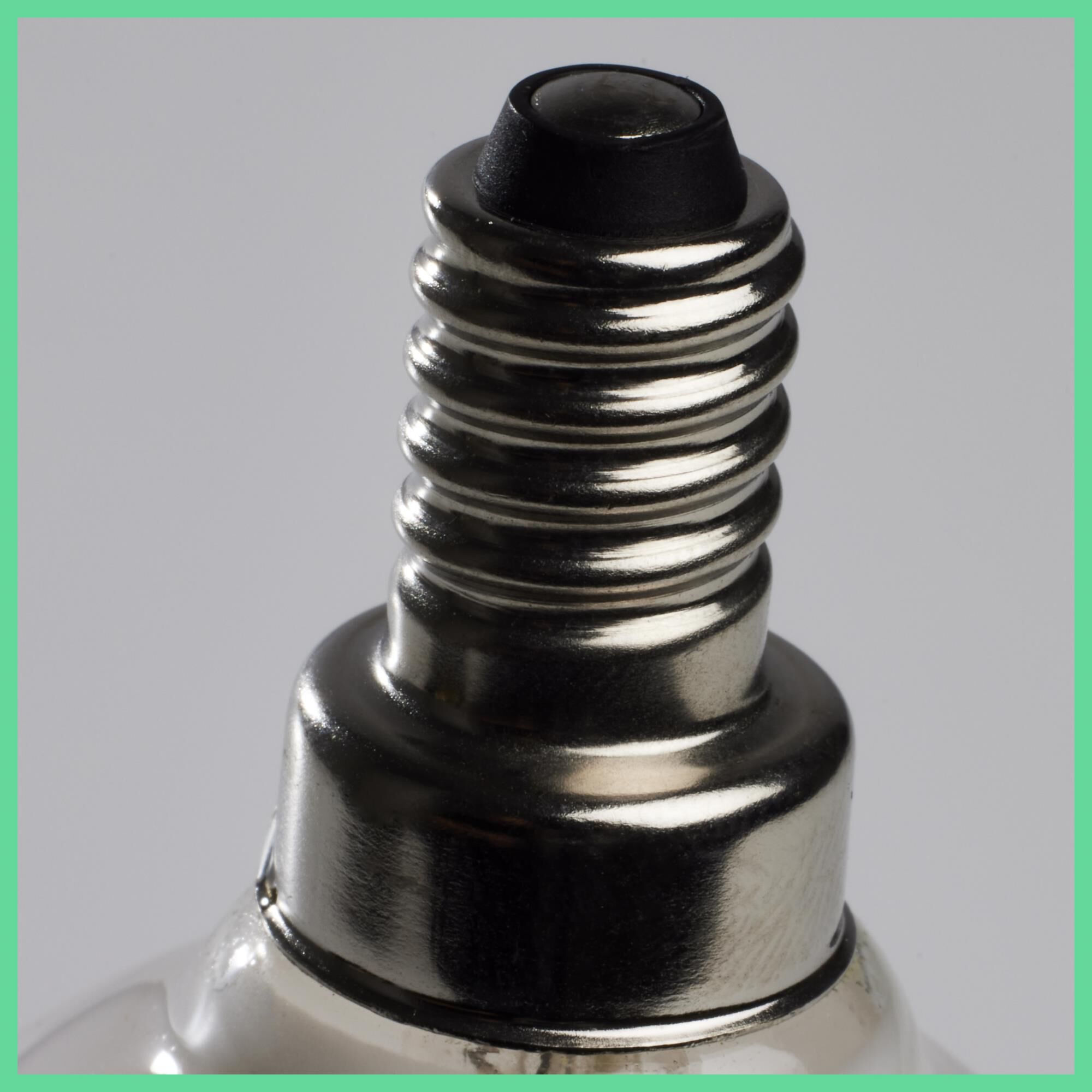 4.5 Watt Globe 5000K LED Light Bulb by Satco