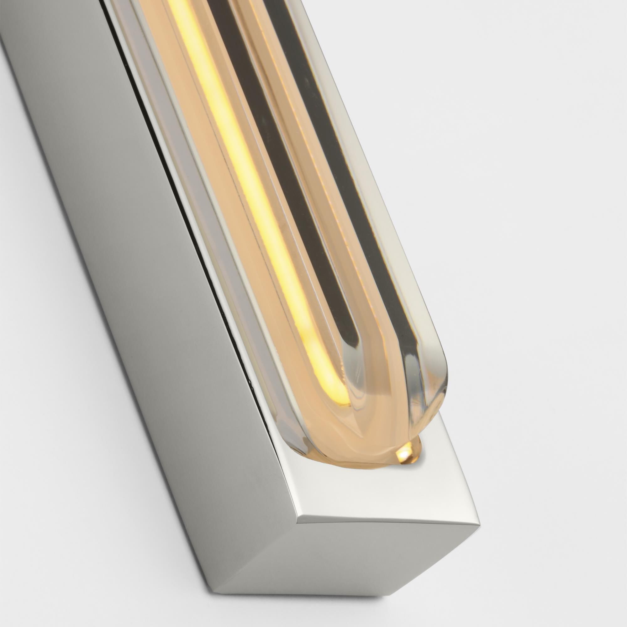 Shown in Polished Nickel finish and Clear Crystal glass