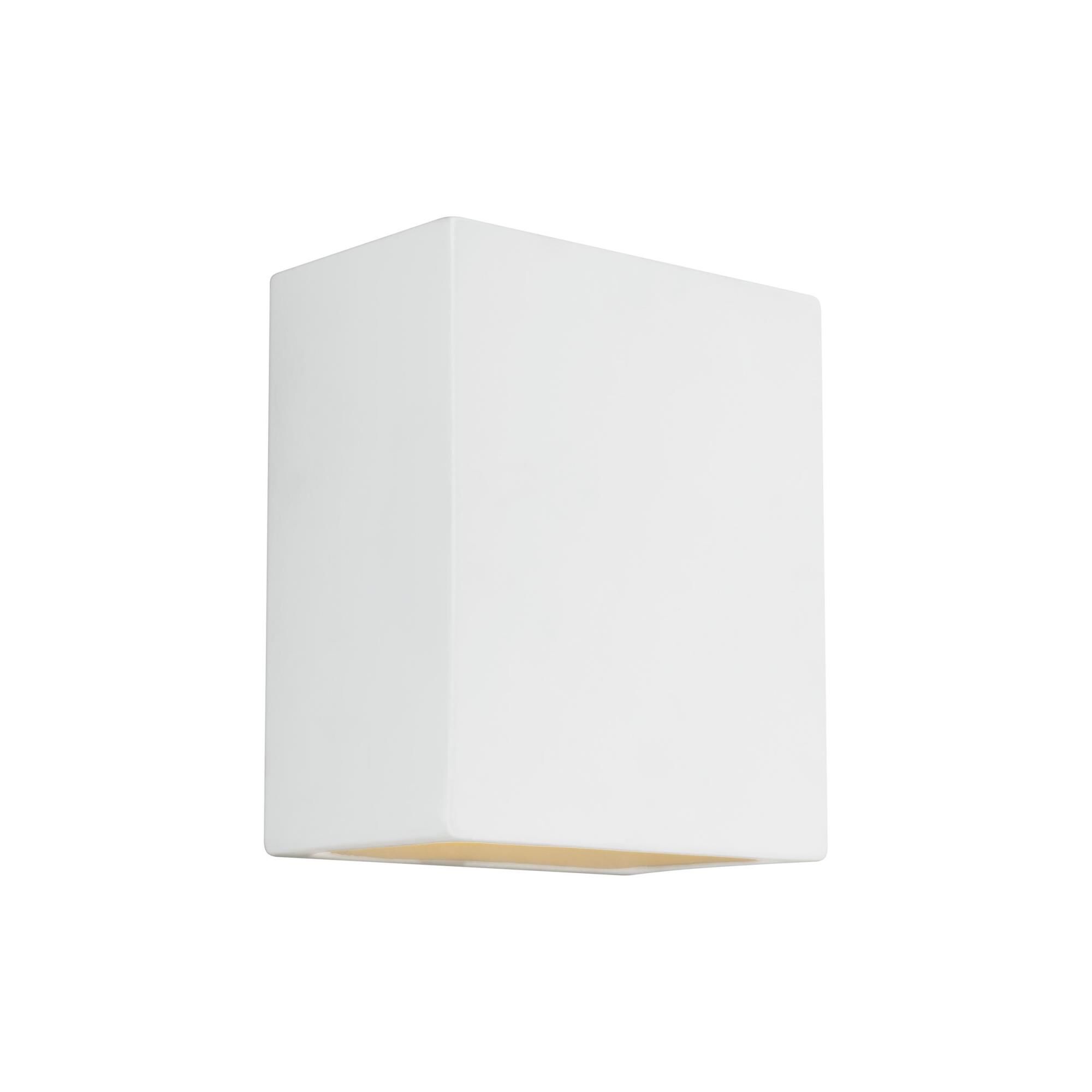 Shown in Unfinished Ceramic finish and Undefined Ceramic Diffuser glass and Undefined Ceramic Diffuser shade
