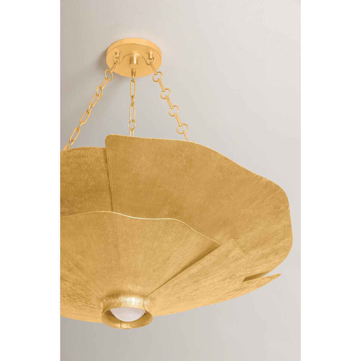 Shown in Vintage Gold Leaf finish and Champagne Seeded Cloud glass