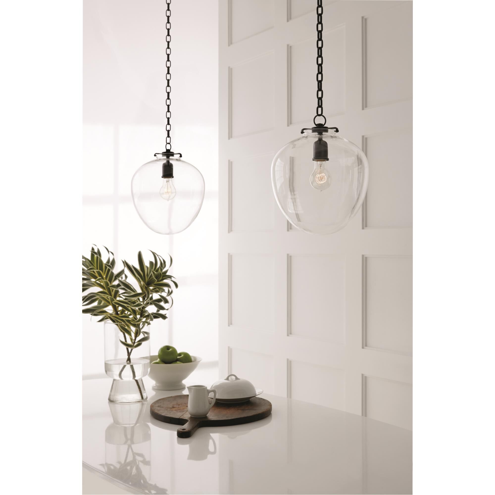 Shown in Bronze finish and Clear glass