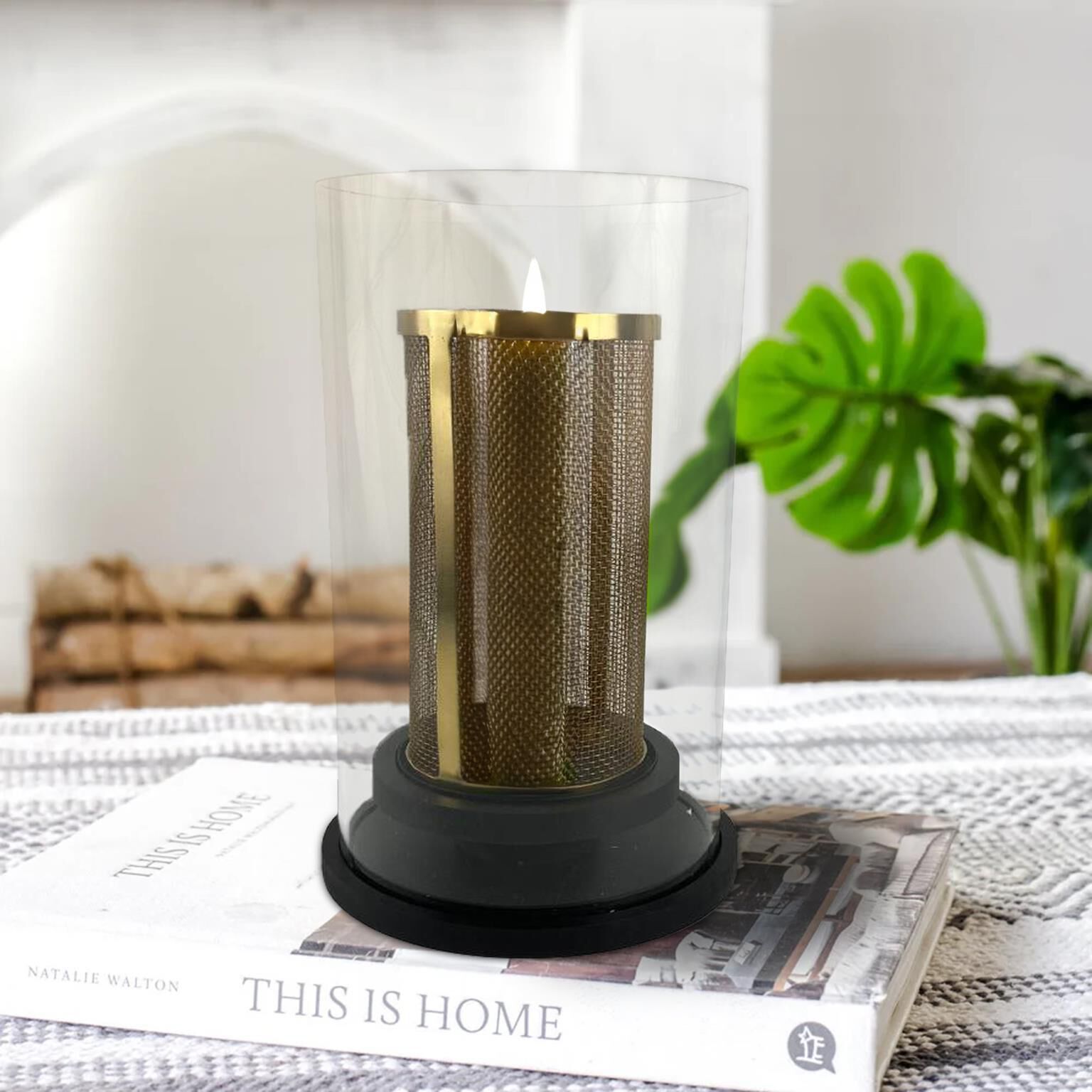 Shown in Matte finish