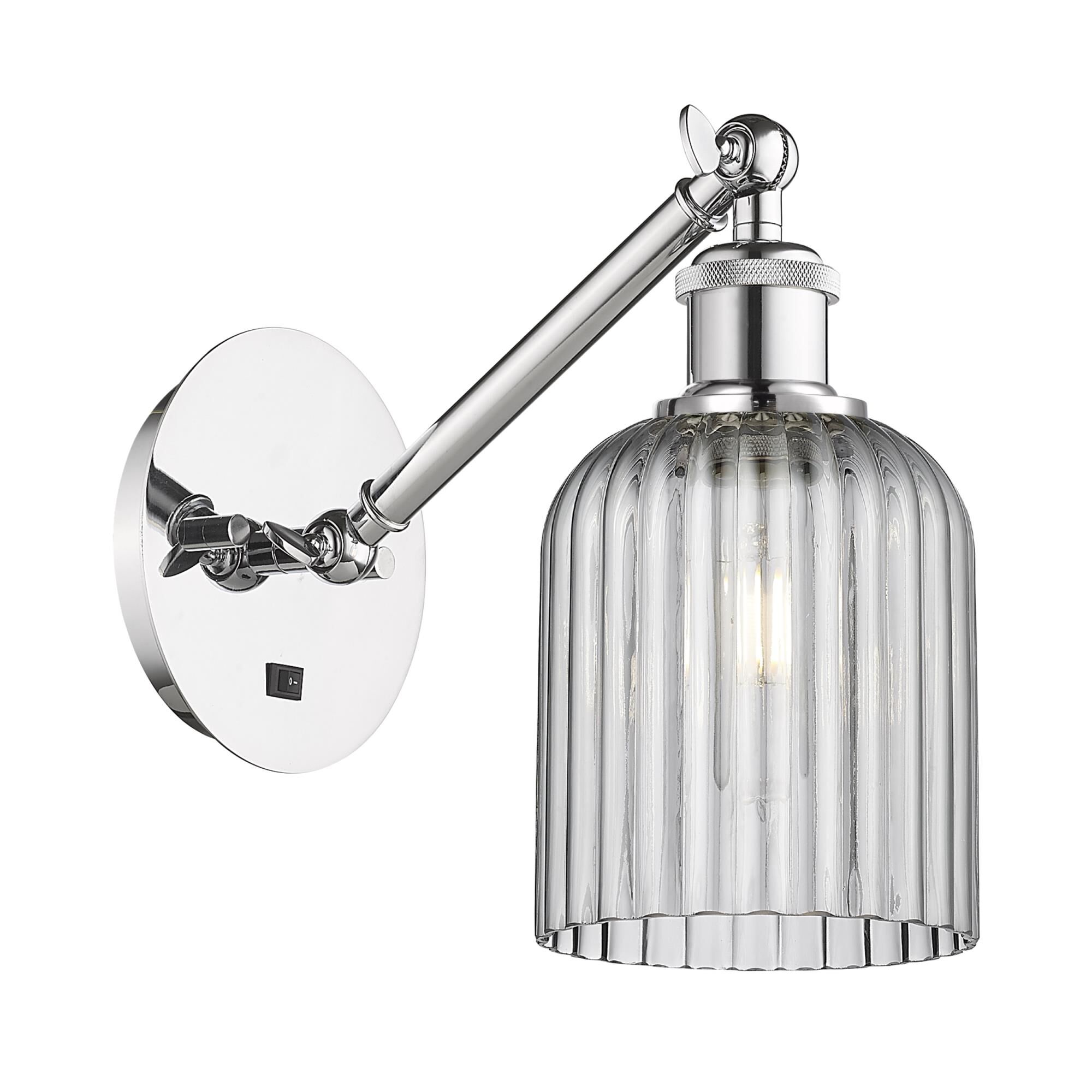 Shown in Polished Chrome finish and Light Smoke shade