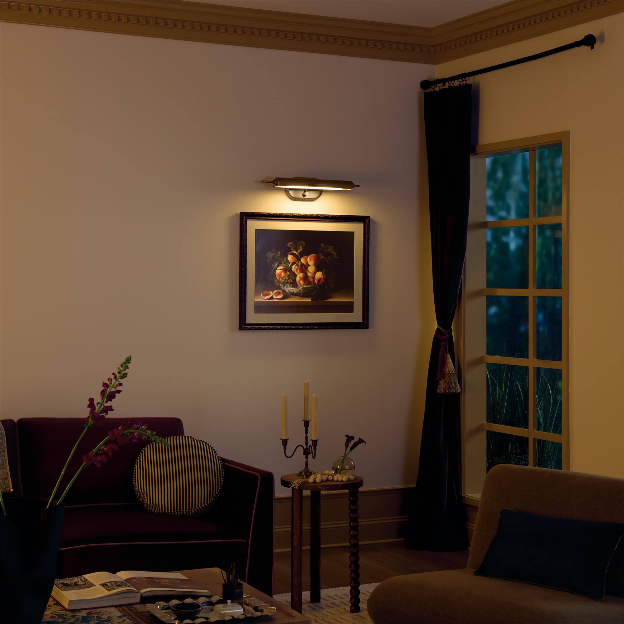 Shown in Champagne Bronze finish and Metal shade