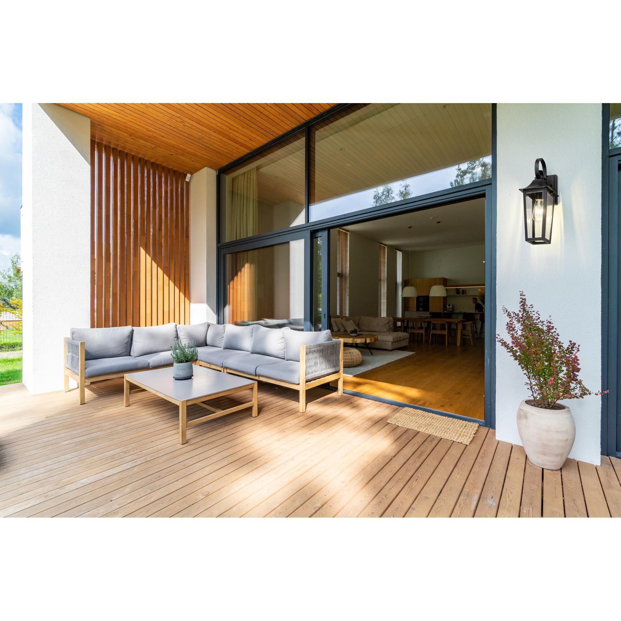 Shown in Black finish and Clear Beveled glass and Clear Beveled shade