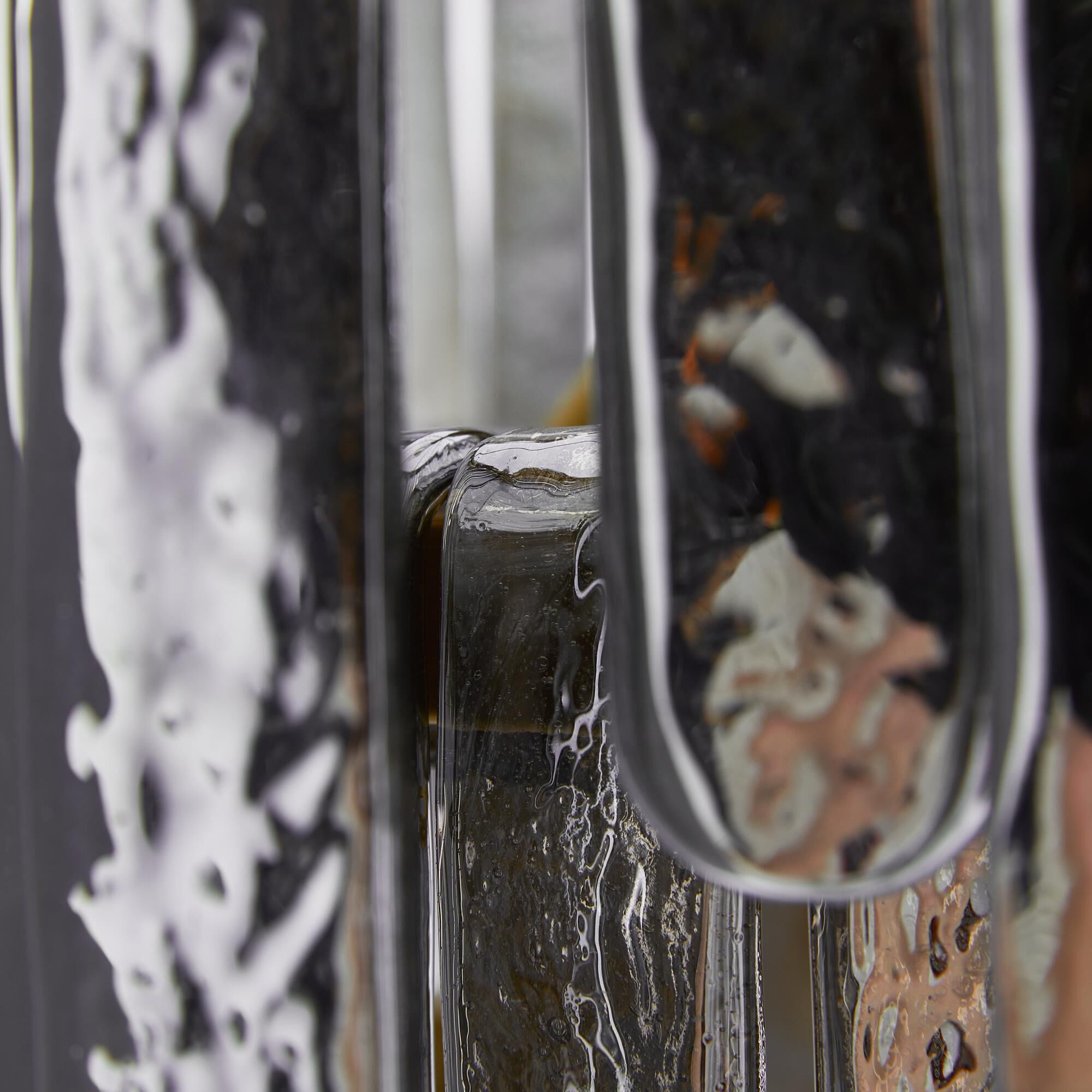 Shown in Blue Smoke Luster finish