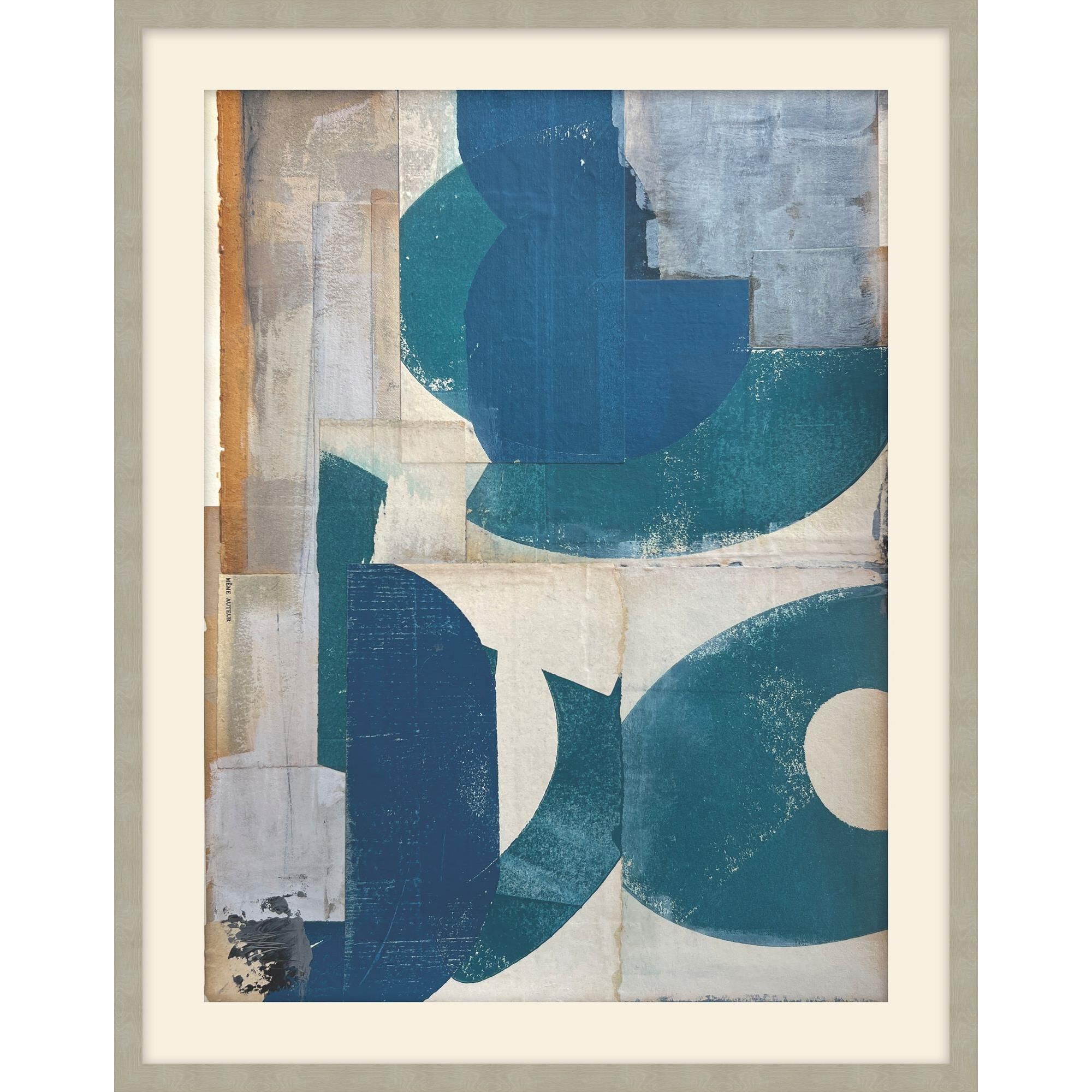 Shown in White and Woodtones finish