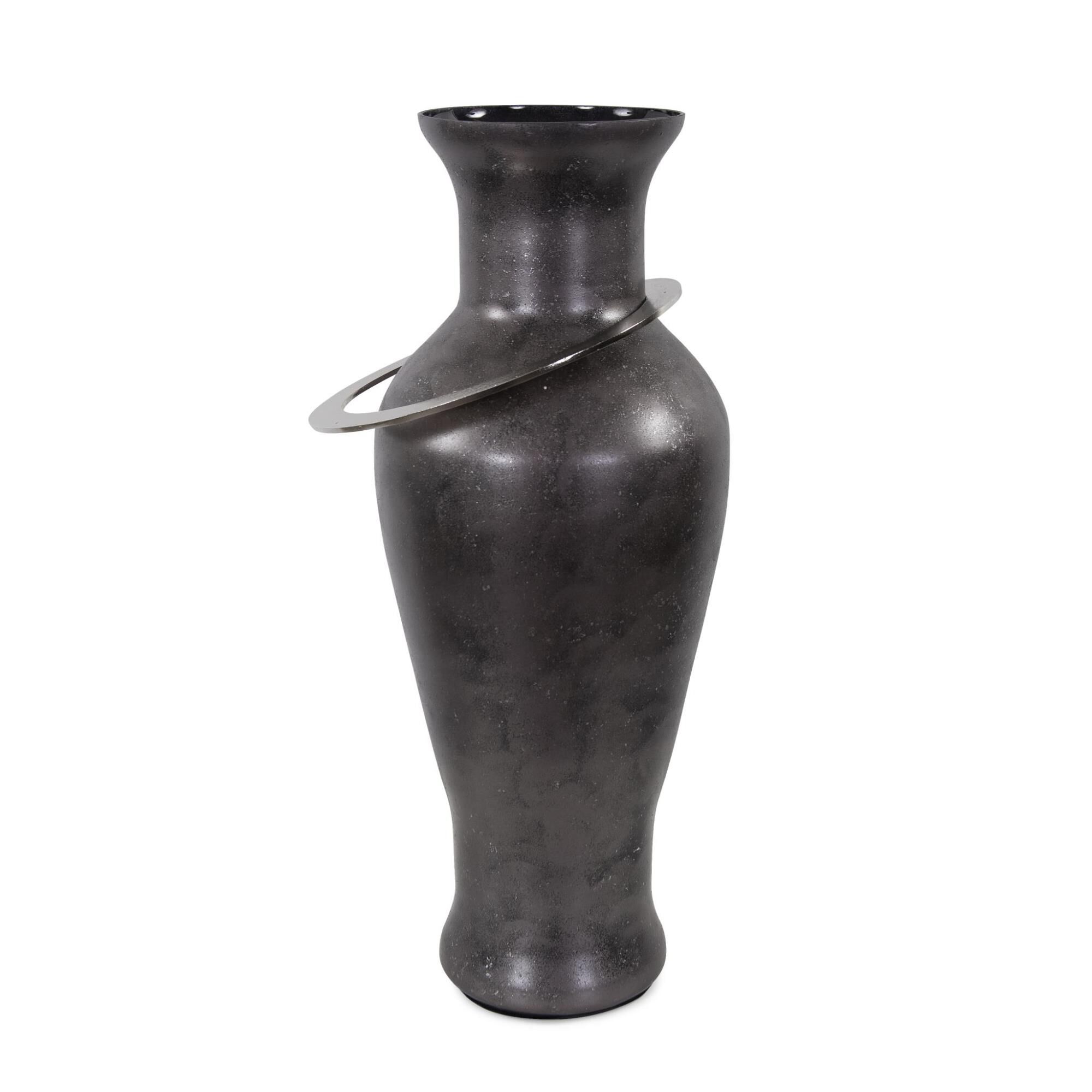 Shown in Polished finish